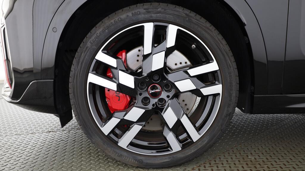 MINI John Cooper Works Countryman ALL4-image-8