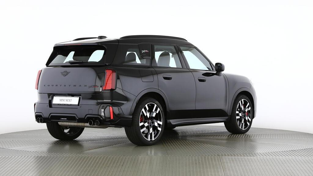 MINI John Cooper Works Countryman ALL4-image-3
