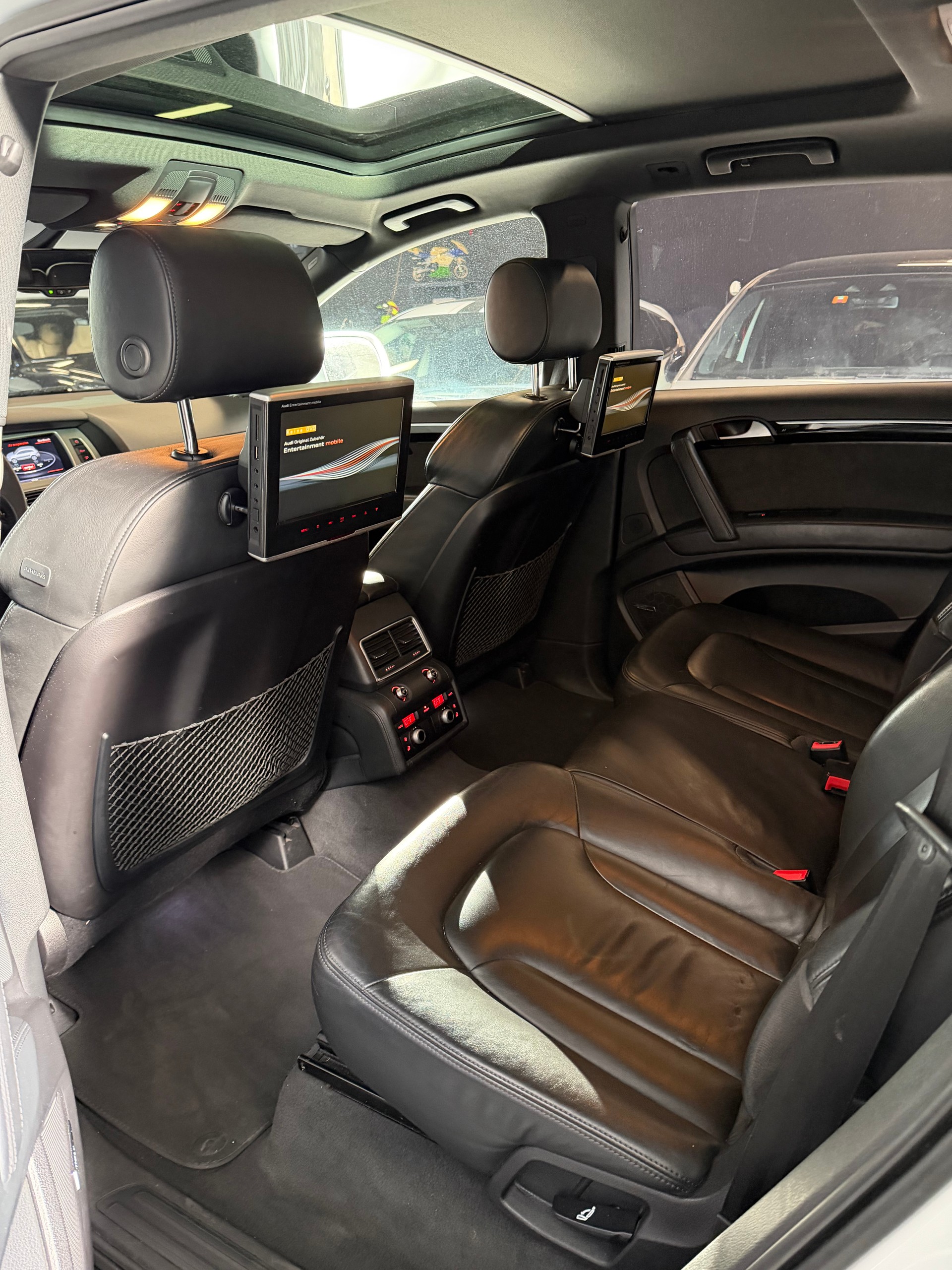 AUDI Q7 3.0 TDI quattro tiptronic-image-8