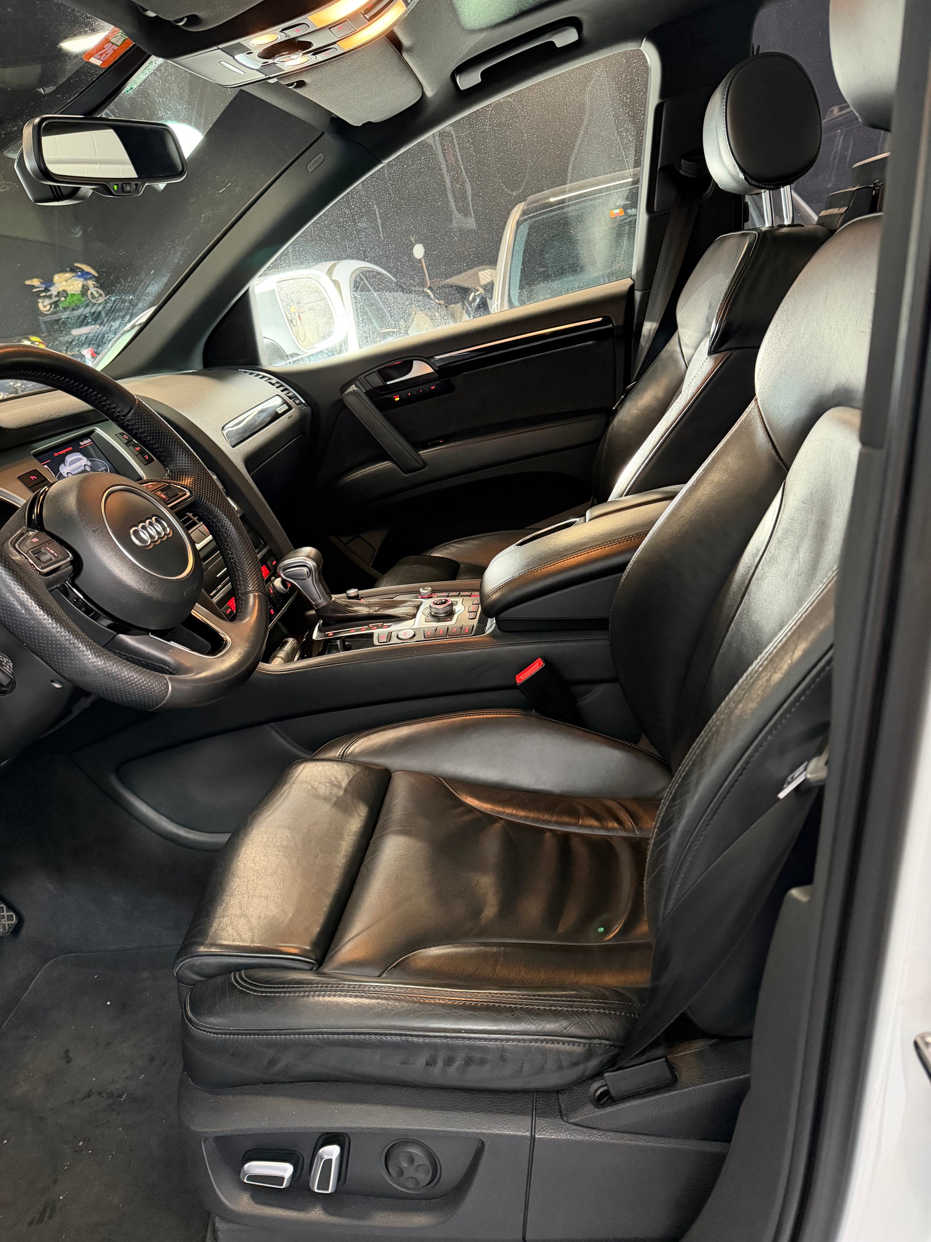 AUDI Q7 3.0 TDI quattro tiptronic-image-7