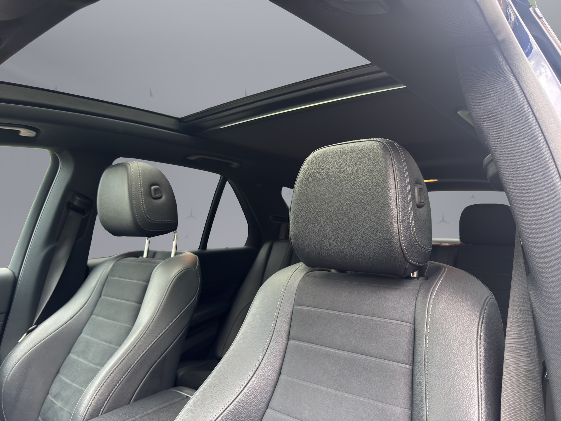 MERCEDES-BENZ GLE 450 AMG Line 4matic-image-16
