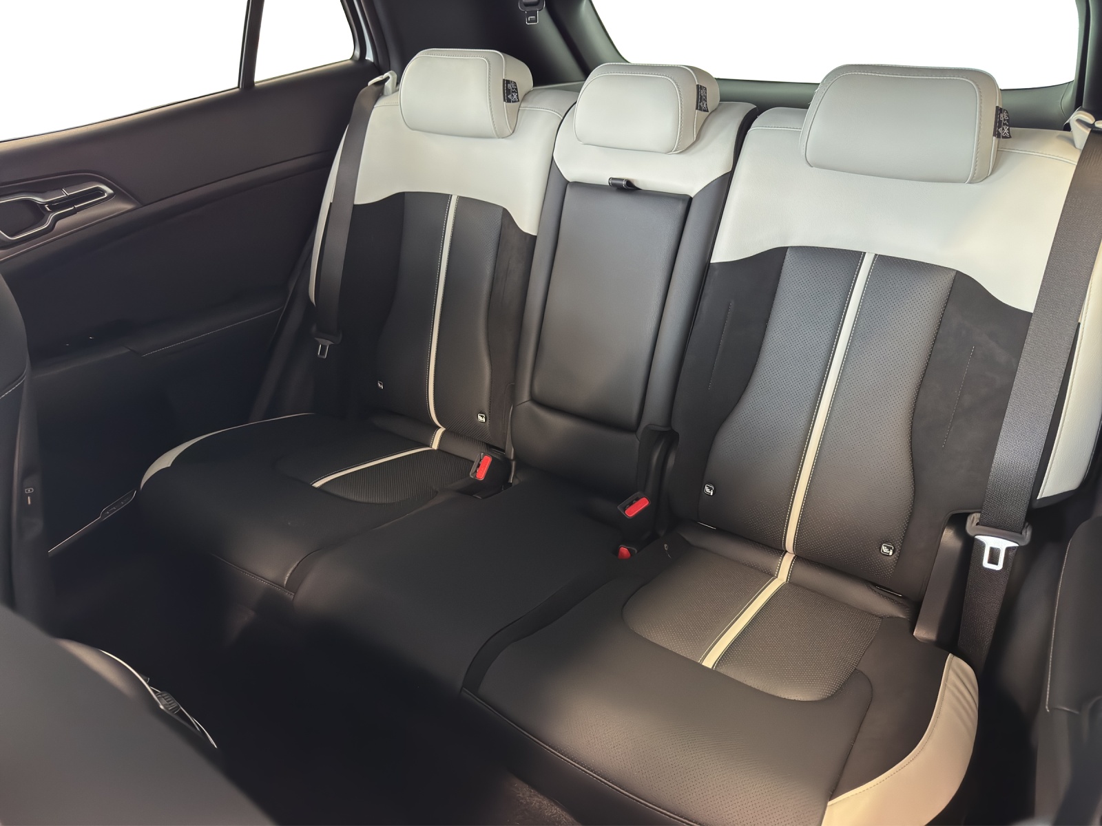 KIA Sportage 1.6 T-GDi PHEV GT-Line-image-9