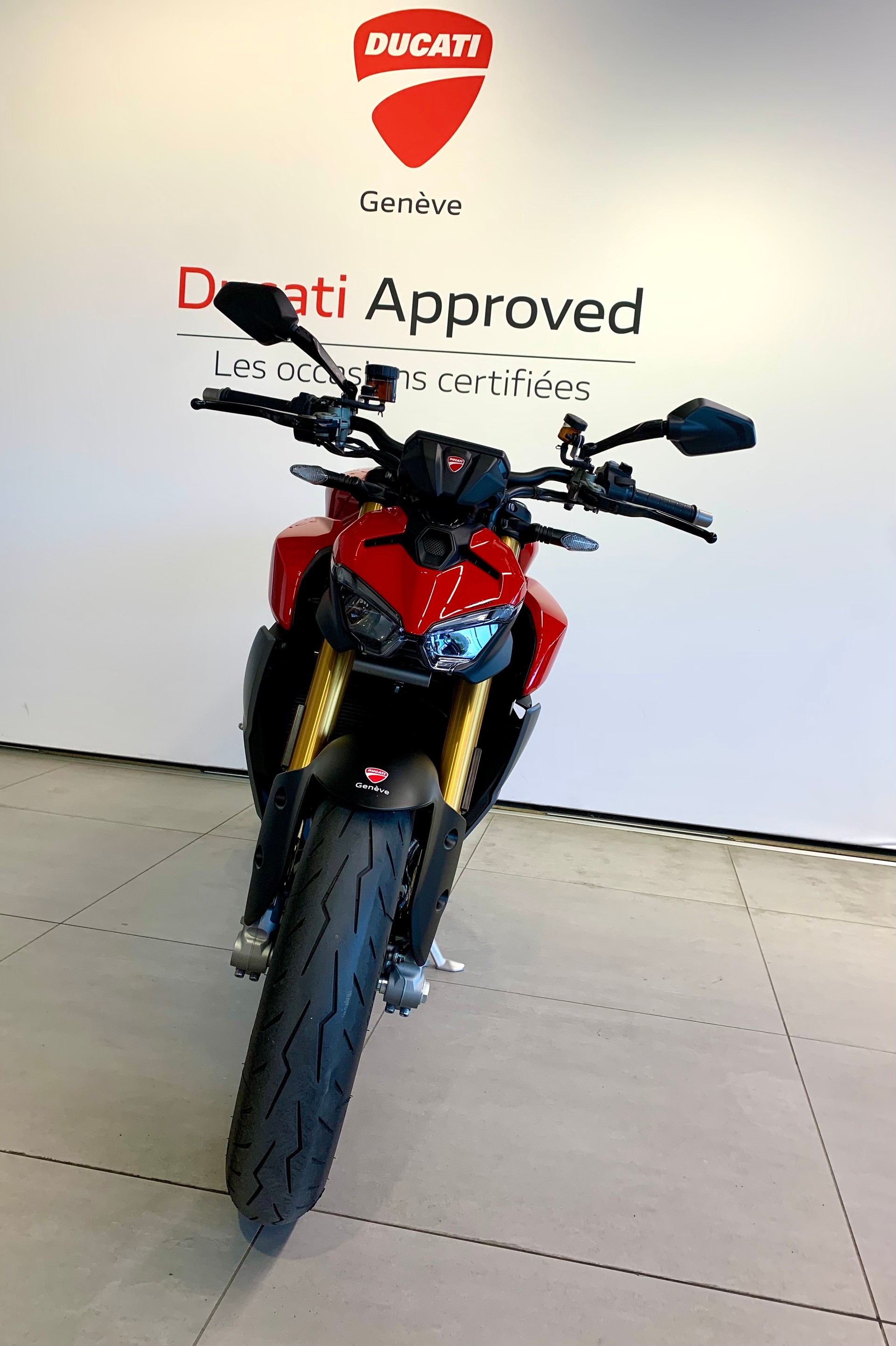 DUCATI Streetfighter V2 S (35kW)-showroom-element-2