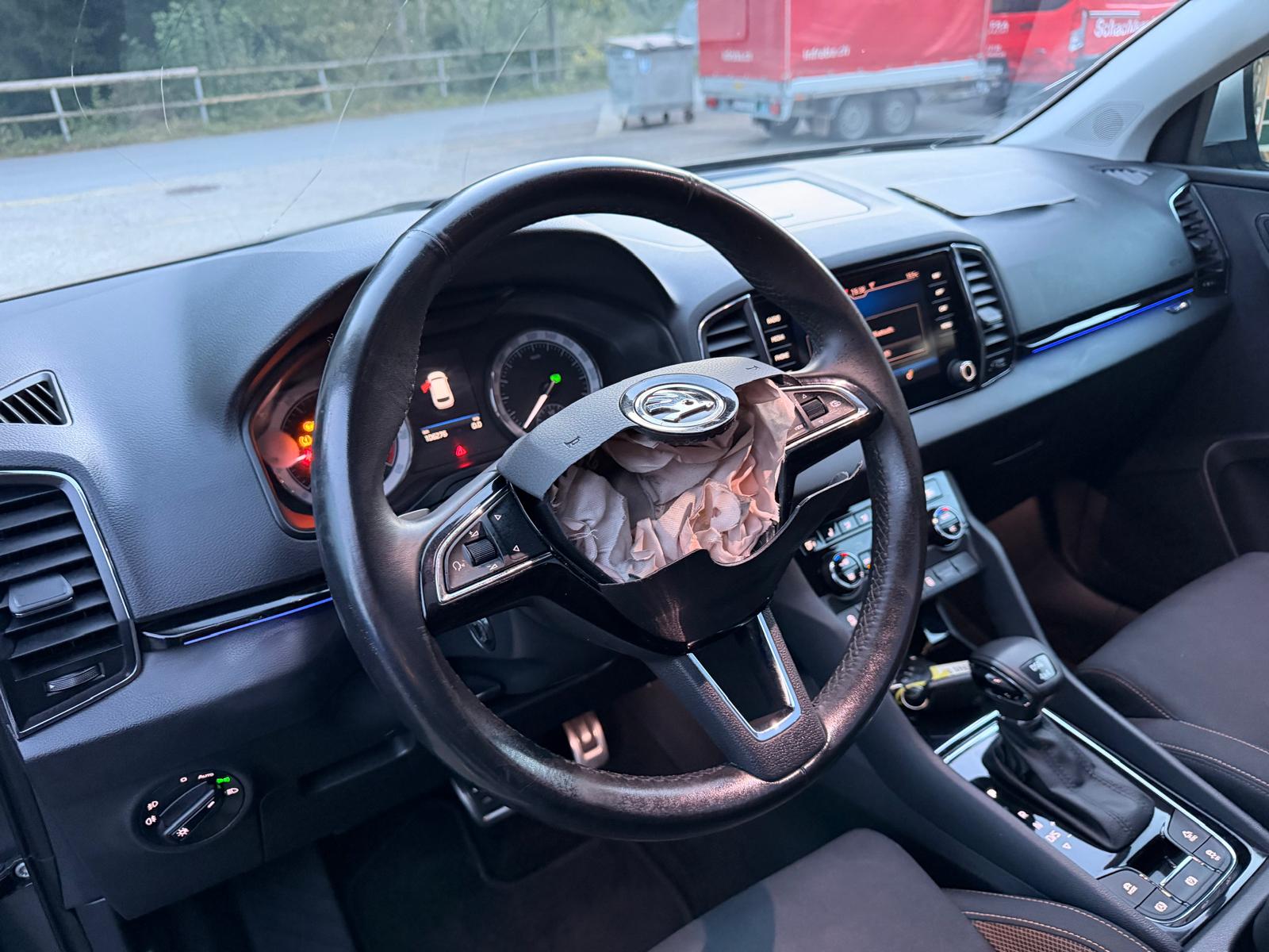SKODA Karoq 1.5 TSI ACT Scout 4x4 DSG-image-9