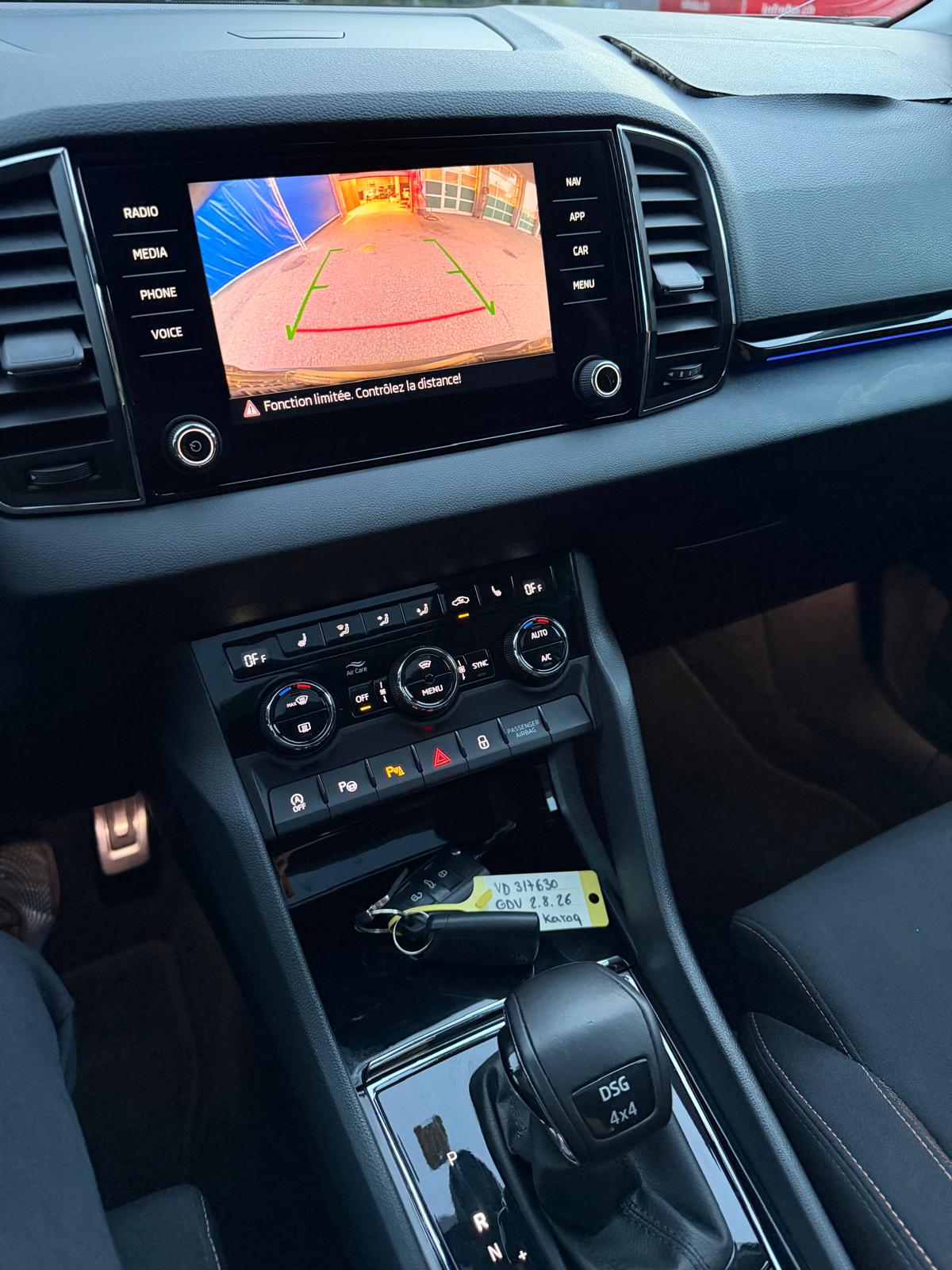 SKODA Karoq 1.5 TSI ACT Scout 4x4 DSG-image-14