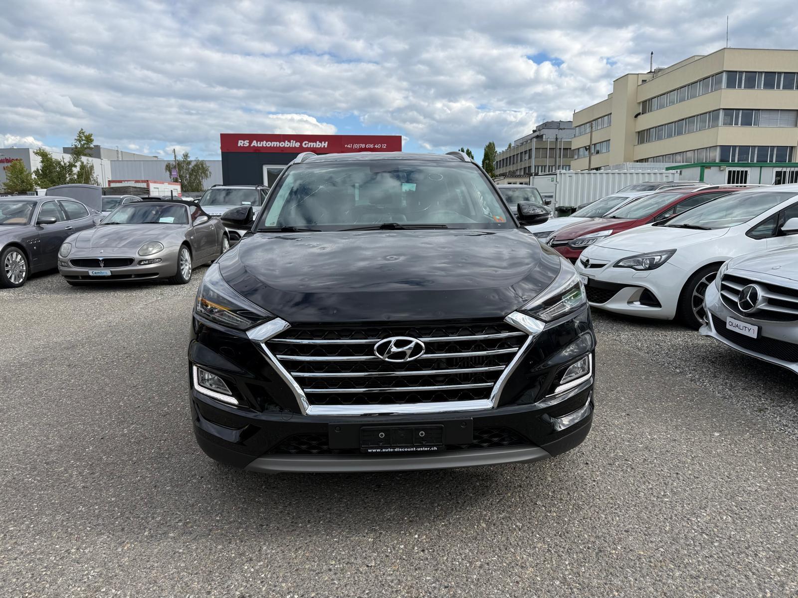HYUNDAI Tucson 1.6 T-GDi Amplia 4WD-image-1