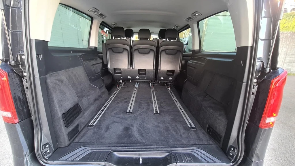 MERCEDES-BENZ Vito 124 CDI Lang Select Tourer 4Matic 9G-Tronic ** 239 PS ** 5-Plätzer ** Gr-Navi ** RF-Kamera ** Anh-Kupplung ** Frisch Ab MFK-image-9