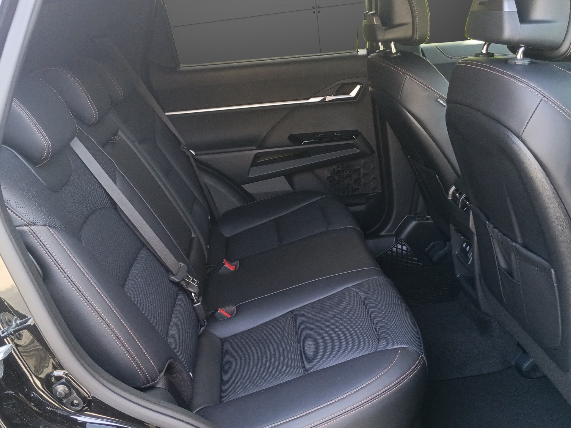 KGM-SsangYong Torres 1.5 TGDI Titanium 4WD AT-image-14