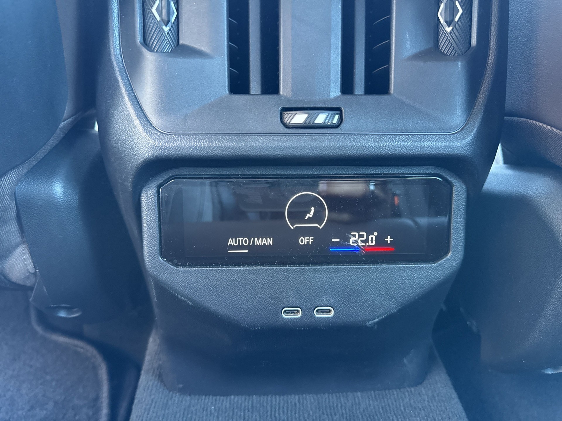 BMW X3 xDrive 20 48V-image-12