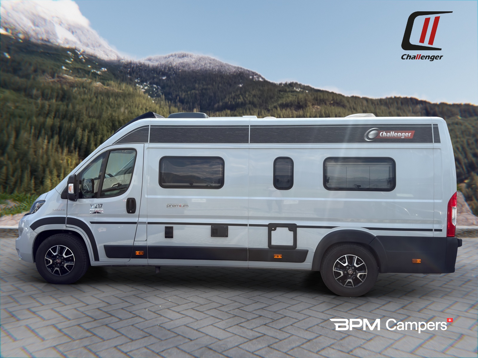 CHALLENGER V217 Road Edition Premium-image-6