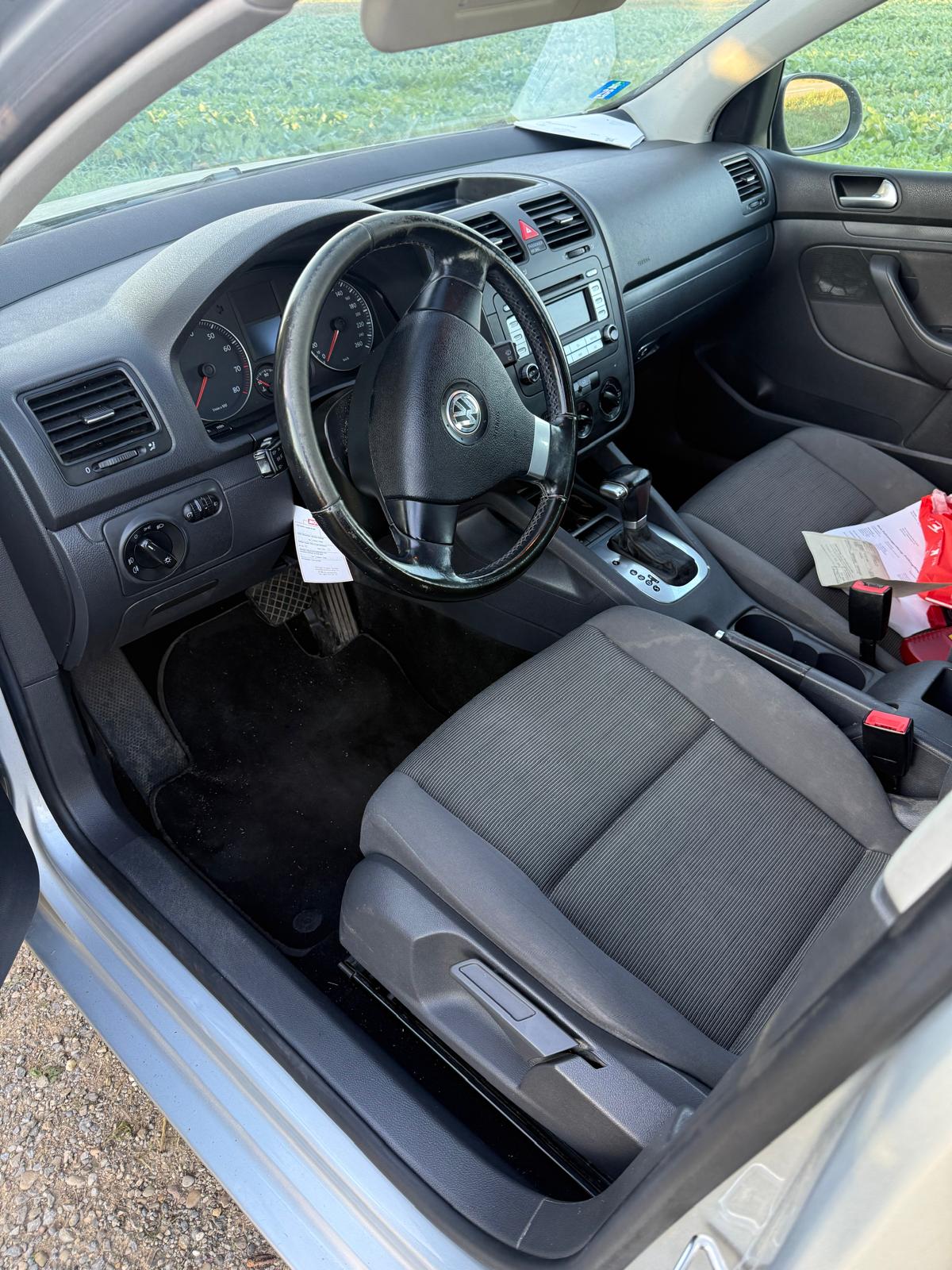 VW GOLF-image-3