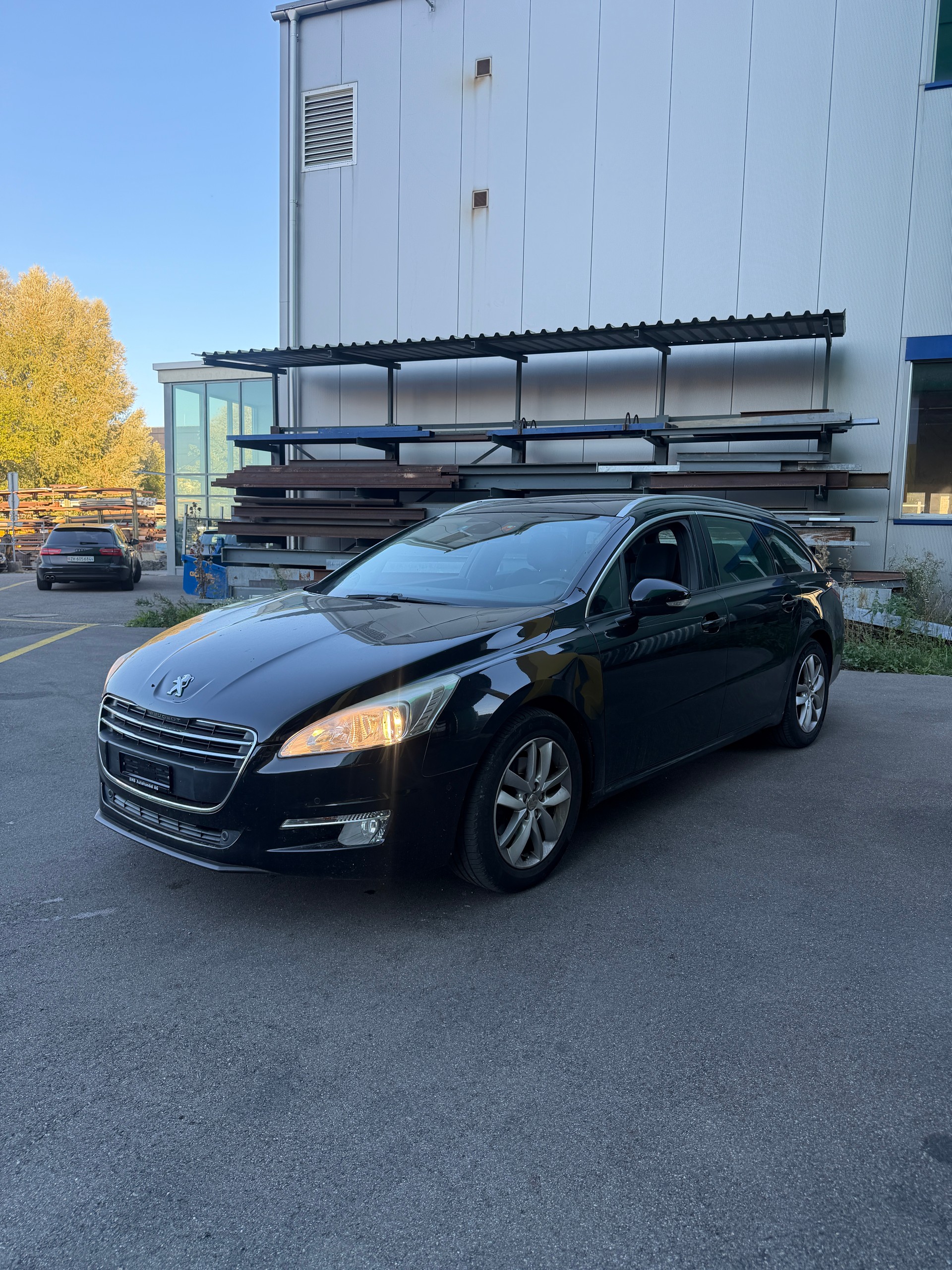 PEUGEOT 508 SW 1.6 16V T Active Automatic-image-2
