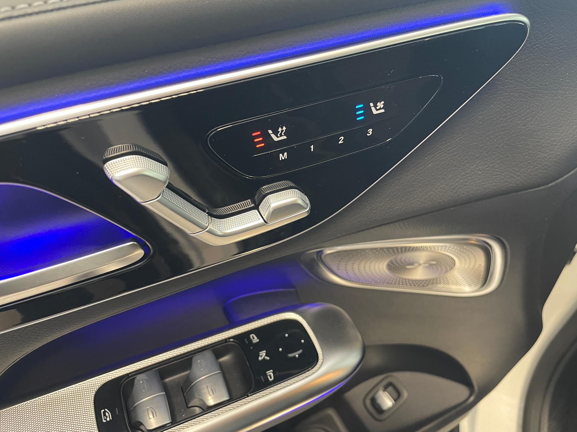 MERCEDES-BENZ GLC Coupé 300 4Matic 9G-Tronic AMG Line-image-14