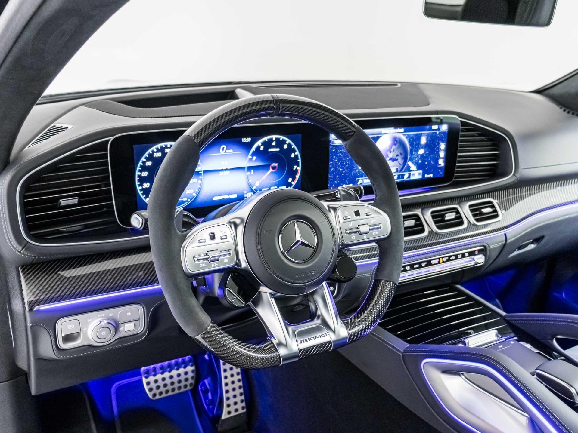 MERCEDES-BENZ GLE 63 AMG S 4MATIC+ Coupé-image-9