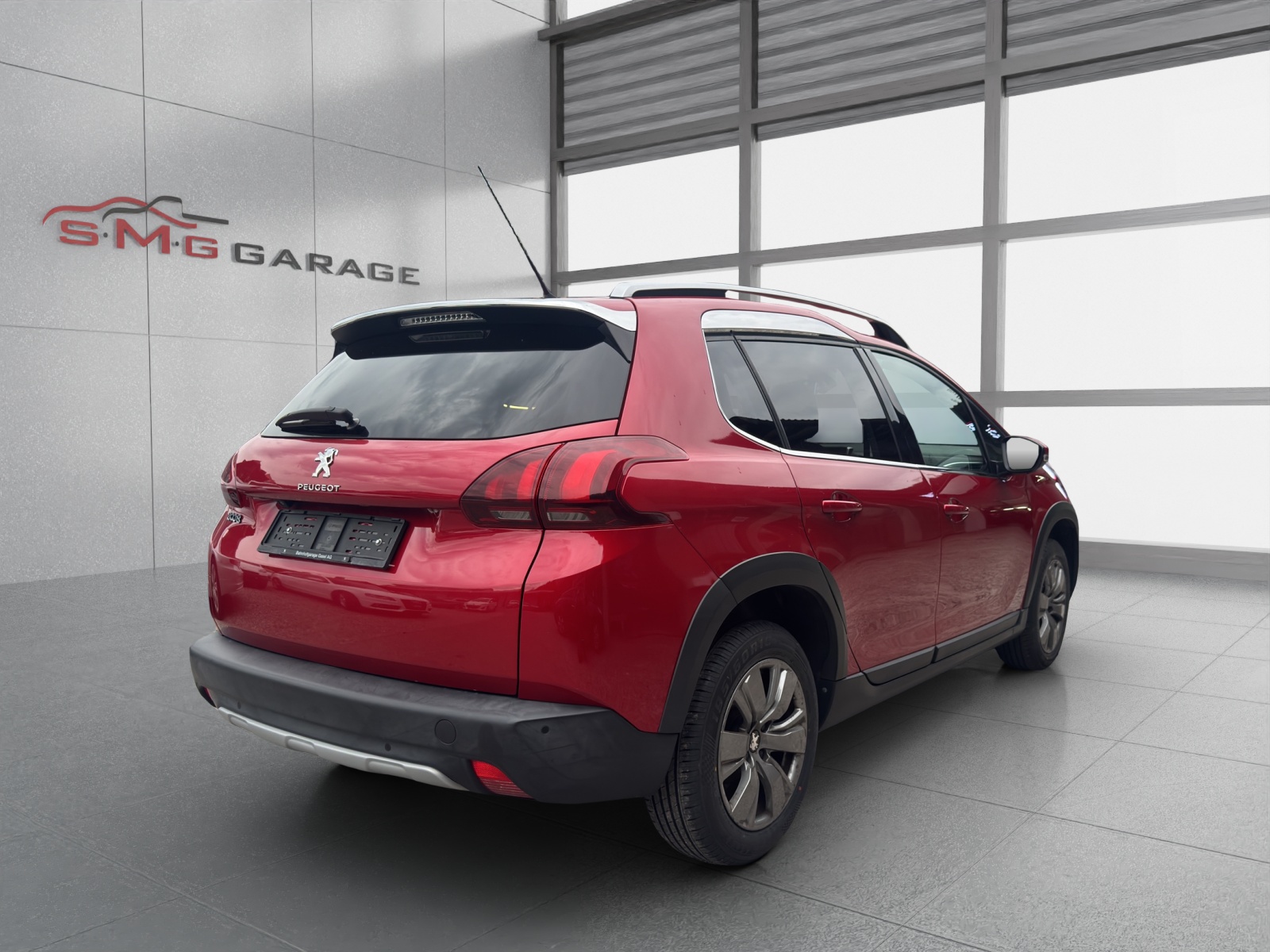 PEUGEOT 2008 1.2 PureTech Allure-image-4
