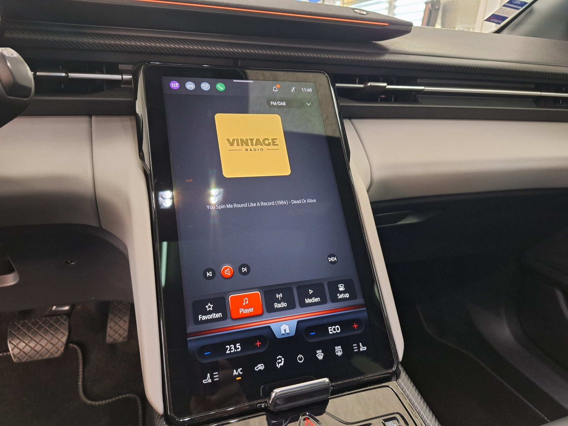 FORD Explorer Elektro 79kWh Extended Range Premium⚡Mit elektrischer Anhängerkupplung & Hersteller Garantie bis Aug.2027⚡-image-10