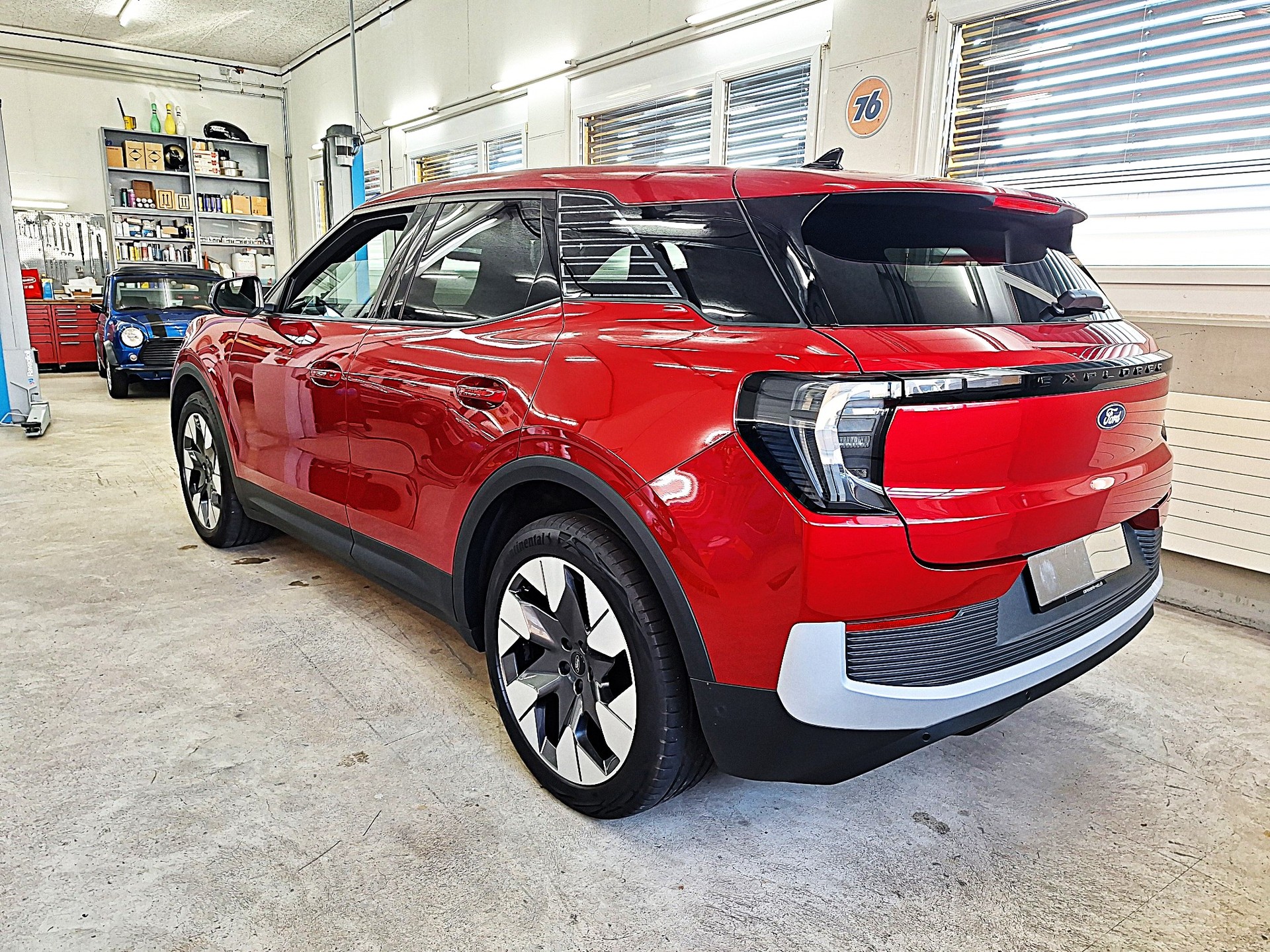 FORD Explorer Elektro 79kWh Extended Range Premium⚡Mit elektrischer Anhängerkupplung & Hersteller Garantie bis Aug.2027⚡-image-5