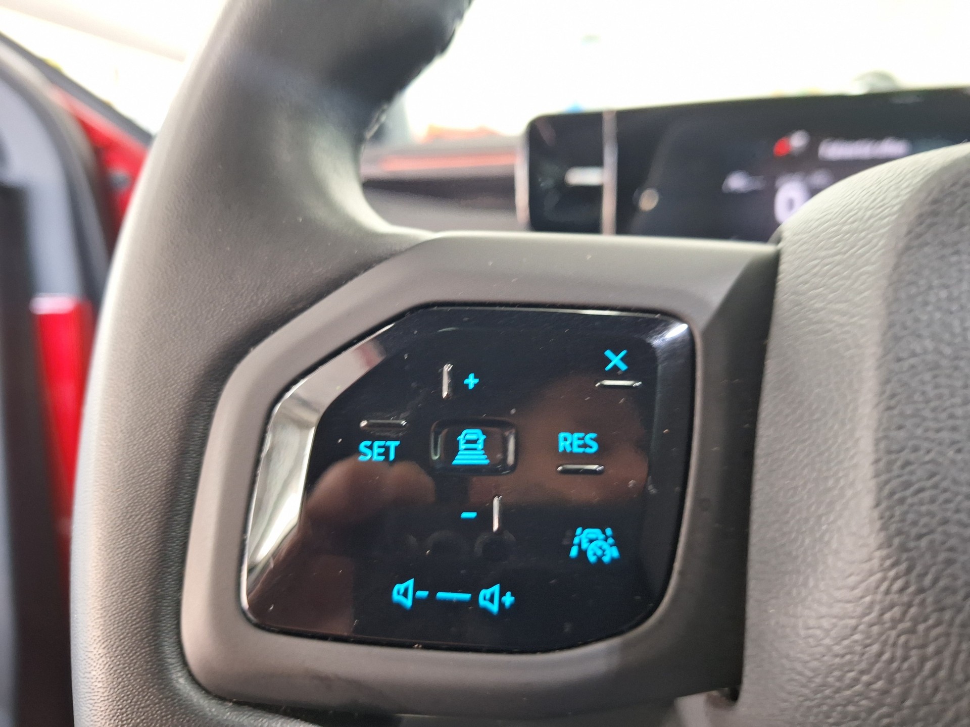 FORD Explorer Elektro 79kWh Extended Range Premium⚡Mit elektrischer Anhängerkupplung & Hersteller Garantie bis Aug.2027⚡-image-14