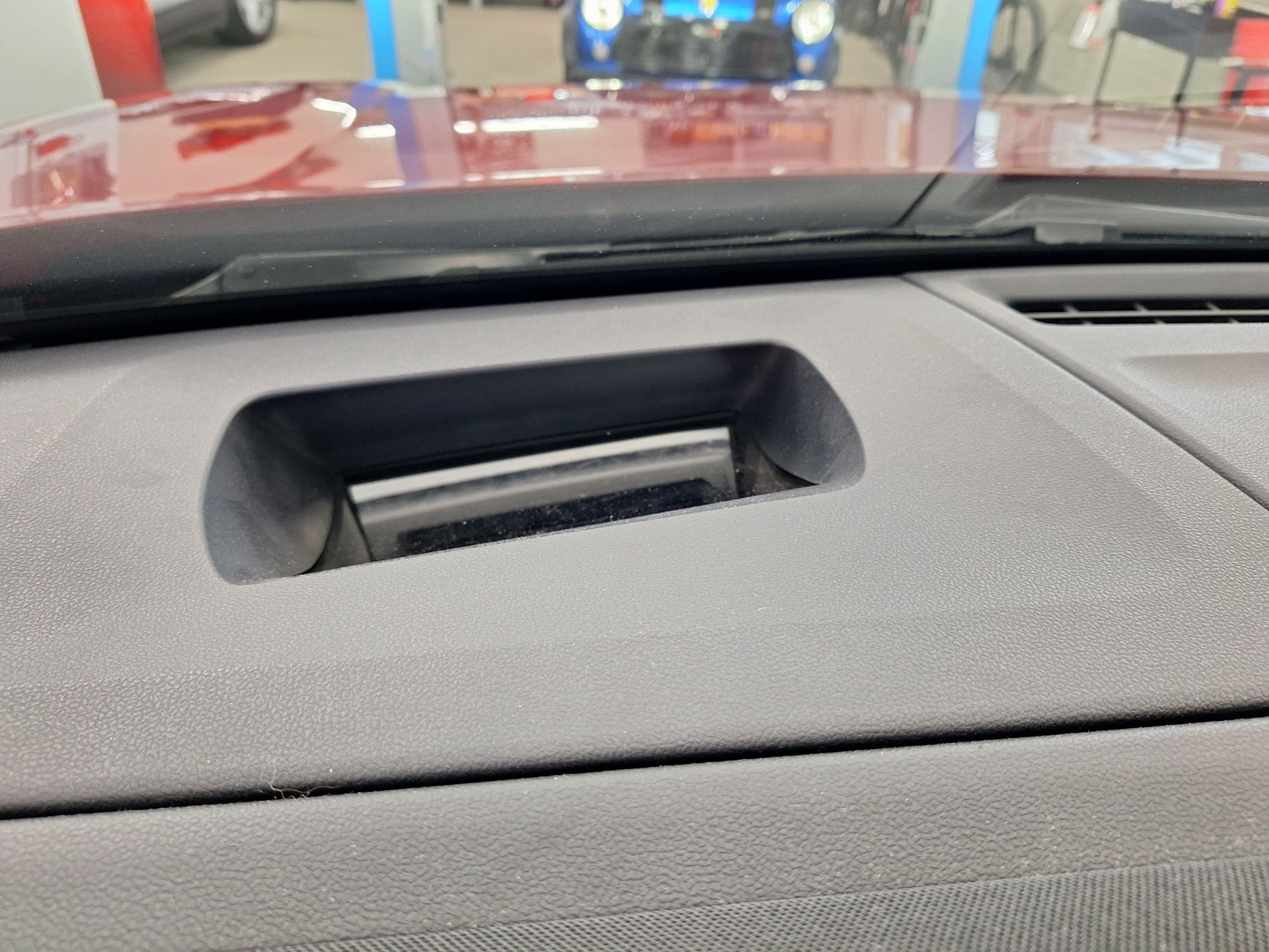 FORD Explorer Elektro 79kWh Extended Range Premium⚡Mit elektrischer Anhängerkupplung & Hersteller Garantie bis Aug.2027⚡-image-9