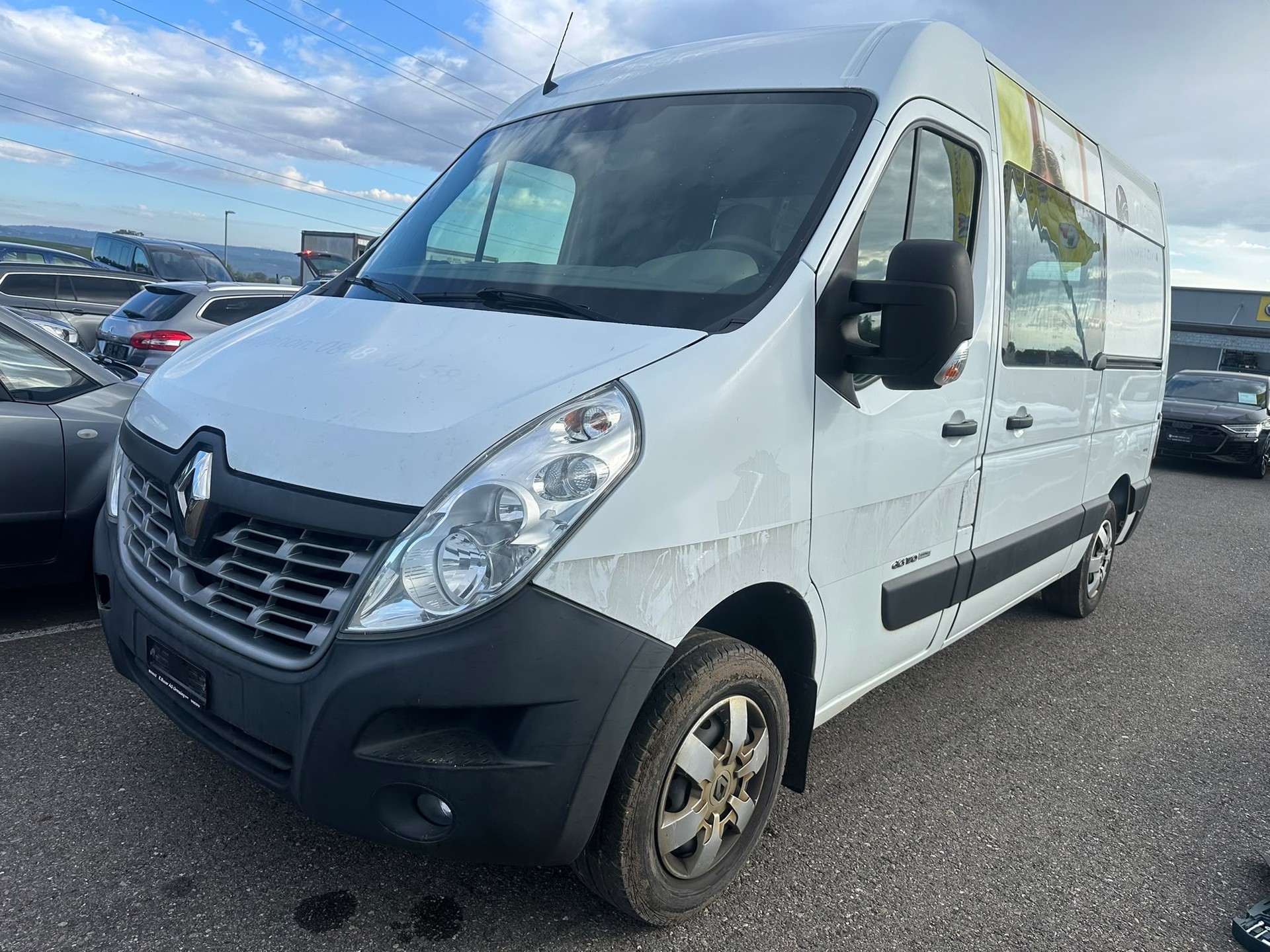 RENAULT Master T35 ENERGY dCi 170 L2H2-image-2