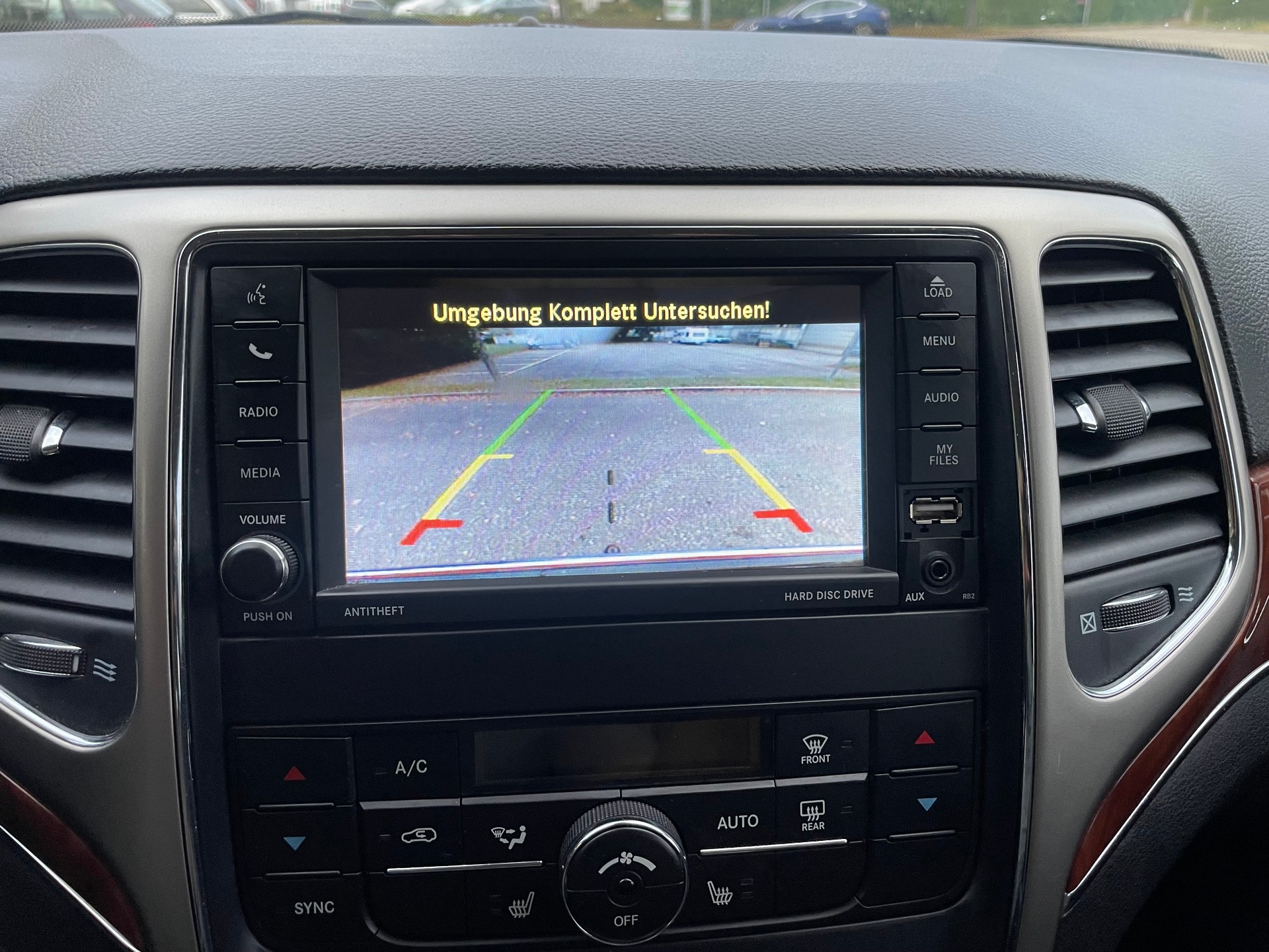 JEEP Grand Cherokee 3.0 CRD Limited Automatic-image-9