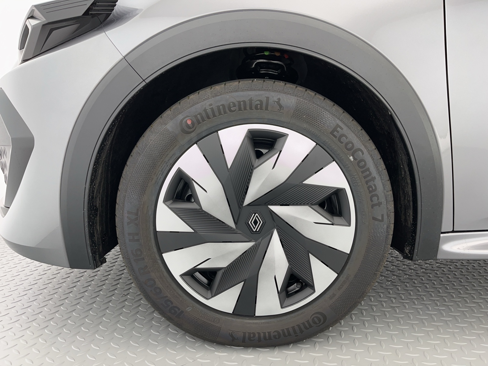 RENAULT Clio 1.2 TCe evolution EDC-image-5