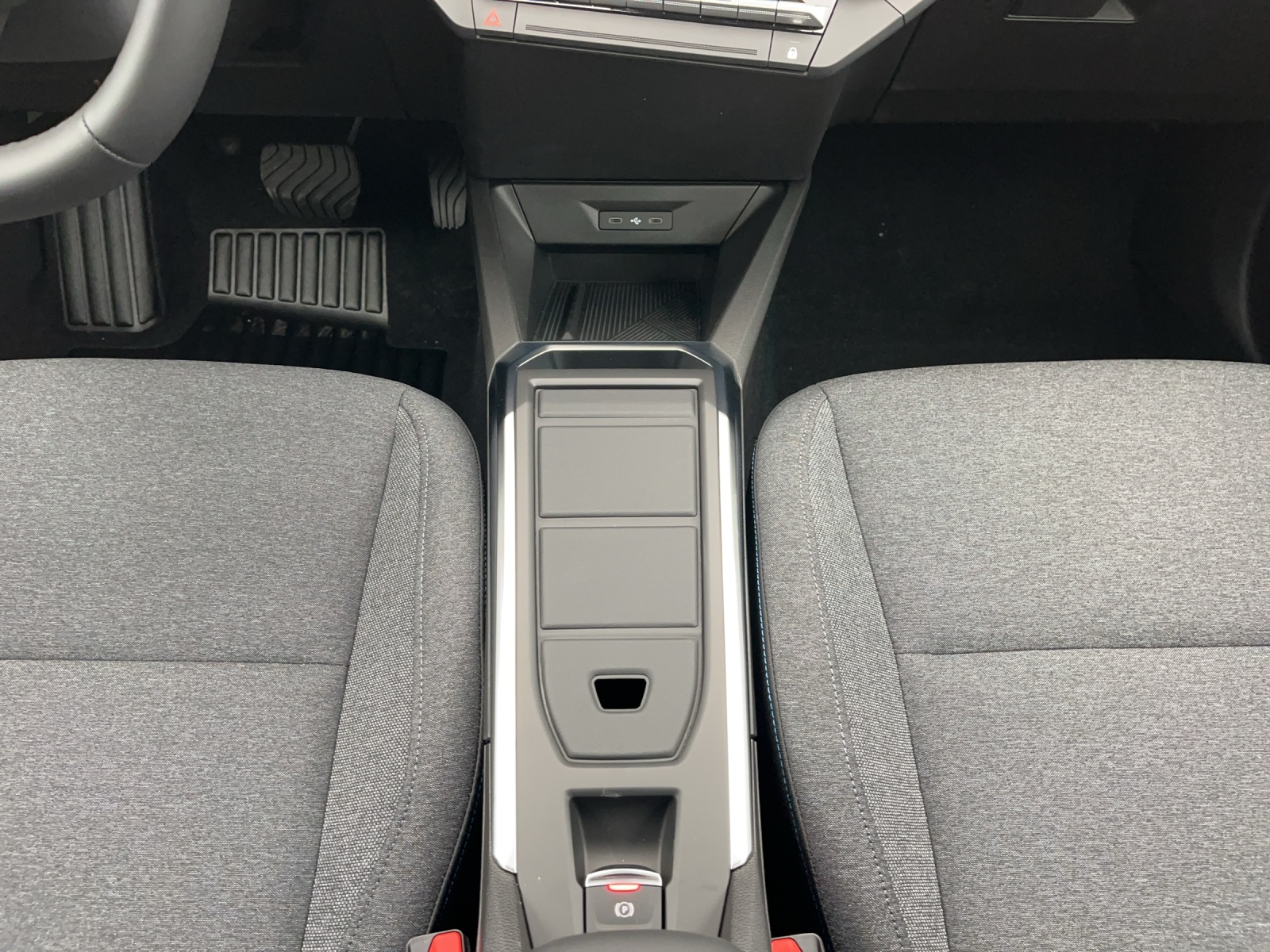 RENAULT Clio 1.2 TCe evolution EDC-image-13