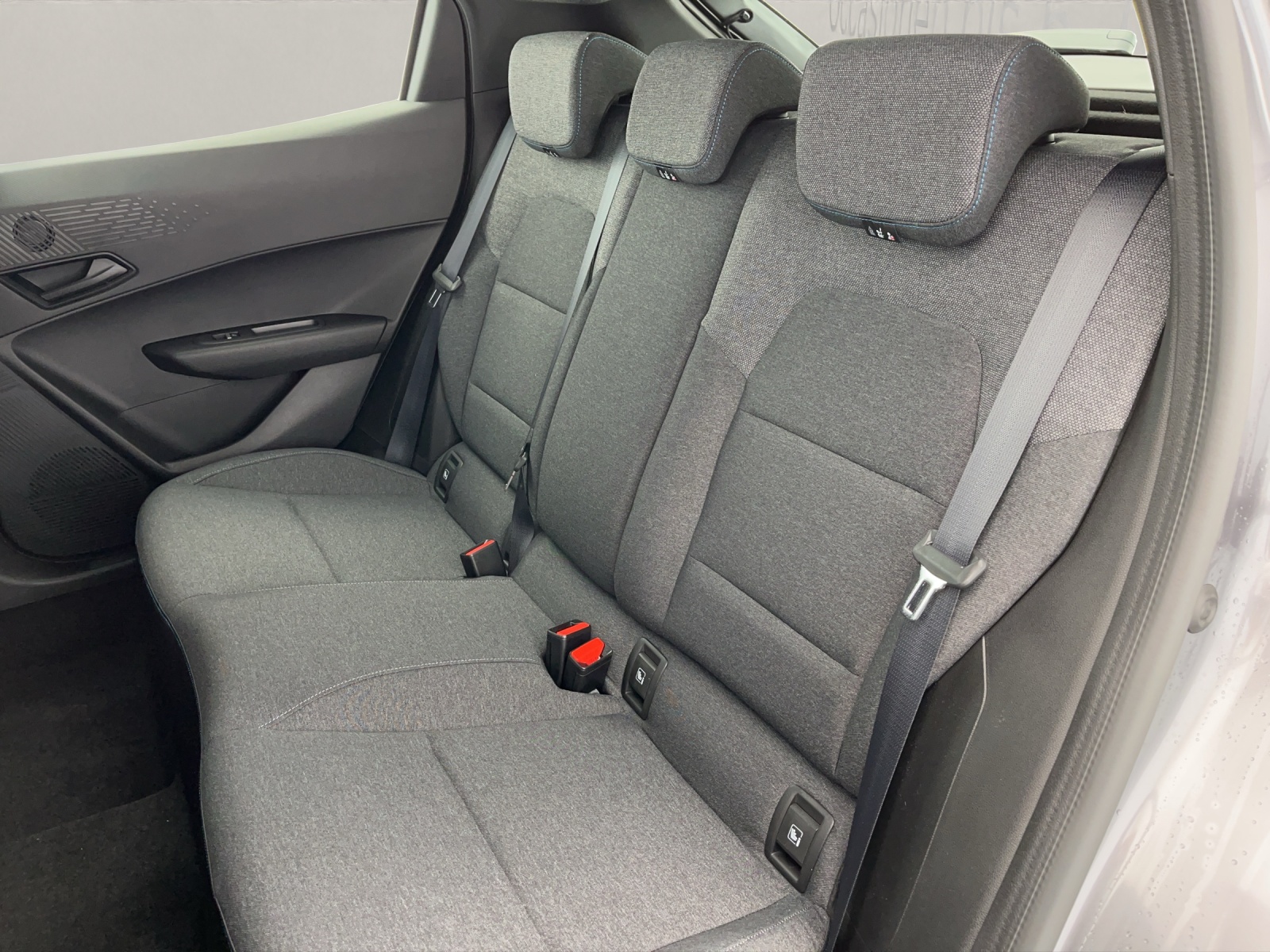 RENAULT Clio 1.2 TCe evolution EDC-image-16