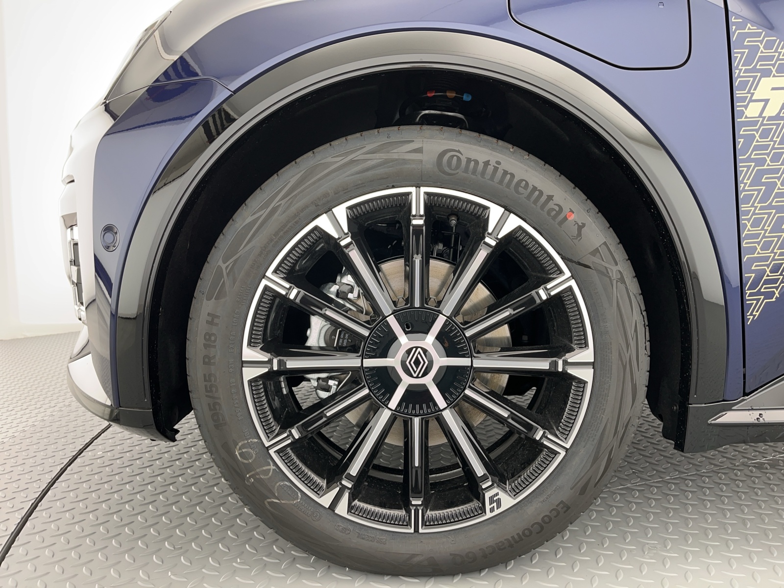 RENAULT R5 E-Tech Comfort Range iconic five-image-5