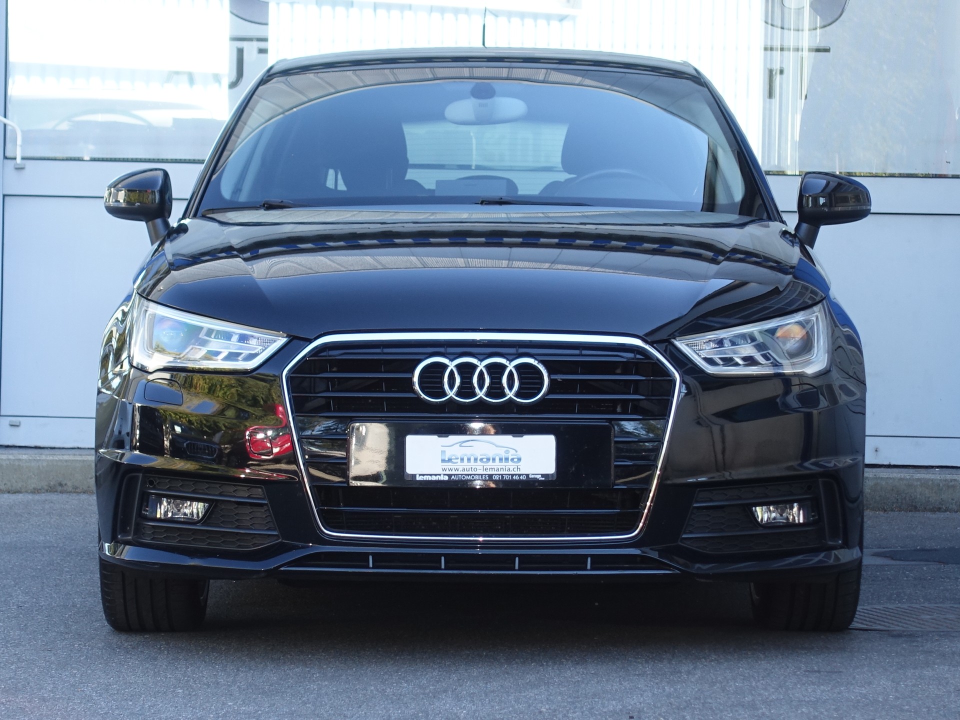 AUDI A1 Sportback 1.4 TFSI Design S-tronic-image-2