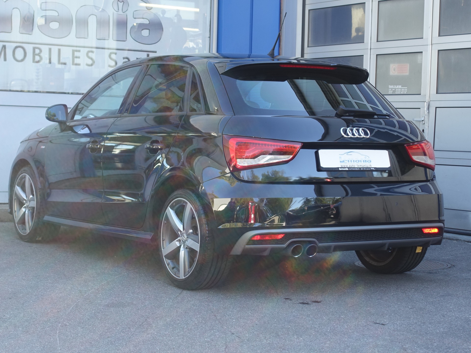 AUDI A1 Sportback 1.4 TFSI Design S-tronic-image-3