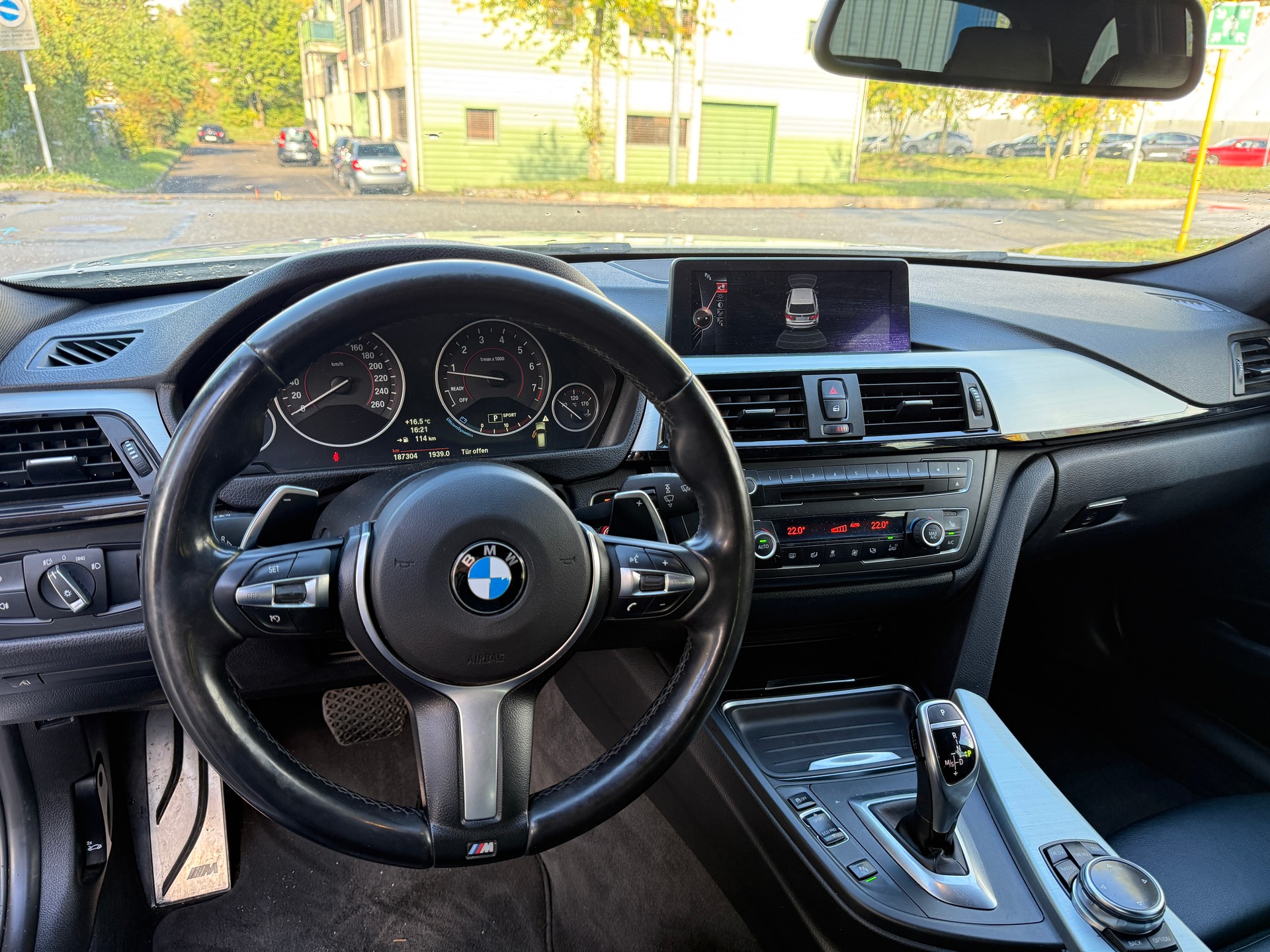 BMW 335i xDrive Touring M Sport Steptronic-image-12
