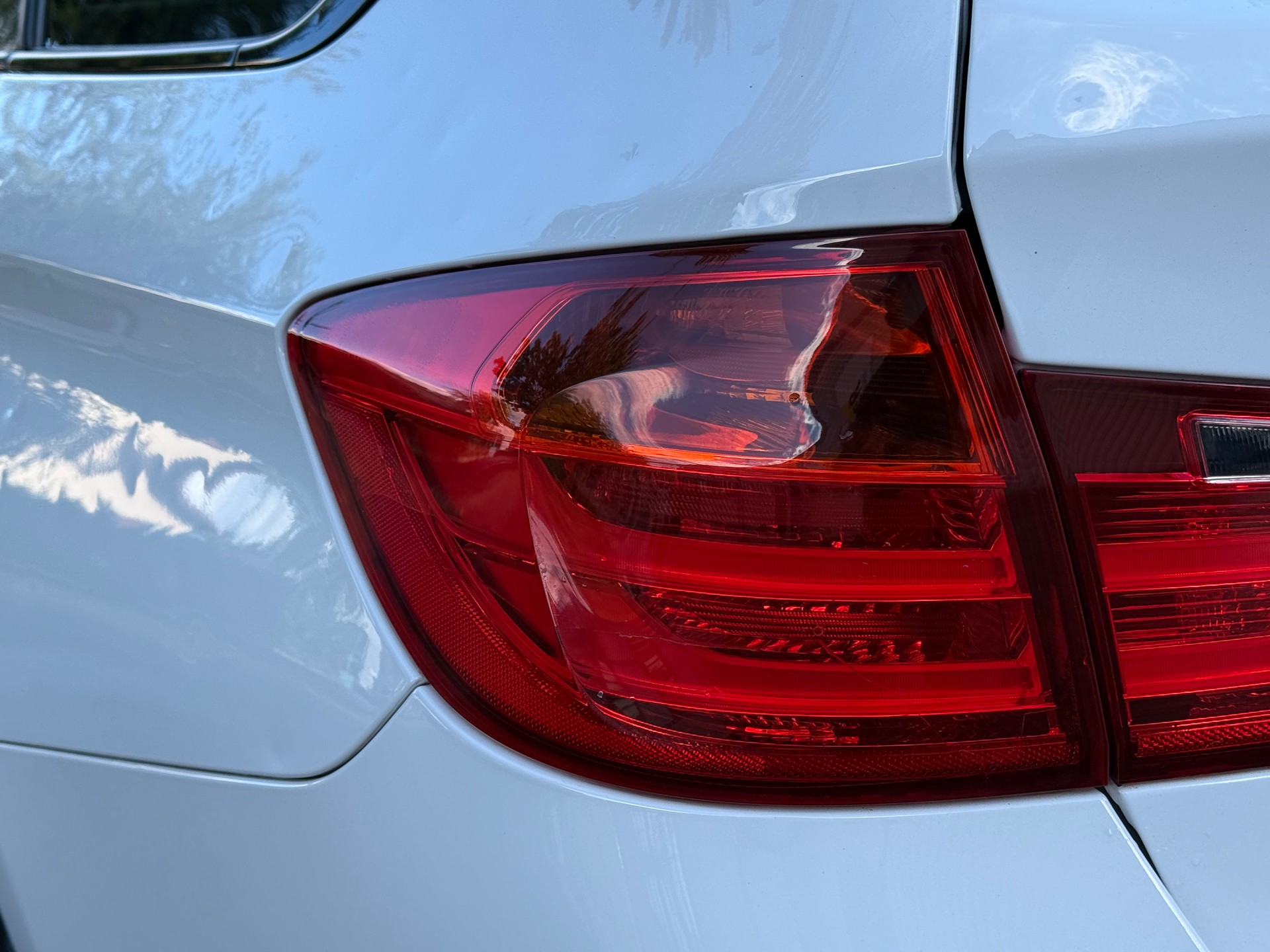 BMW 335i xDrive Touring M Sport Steptronic-image-10