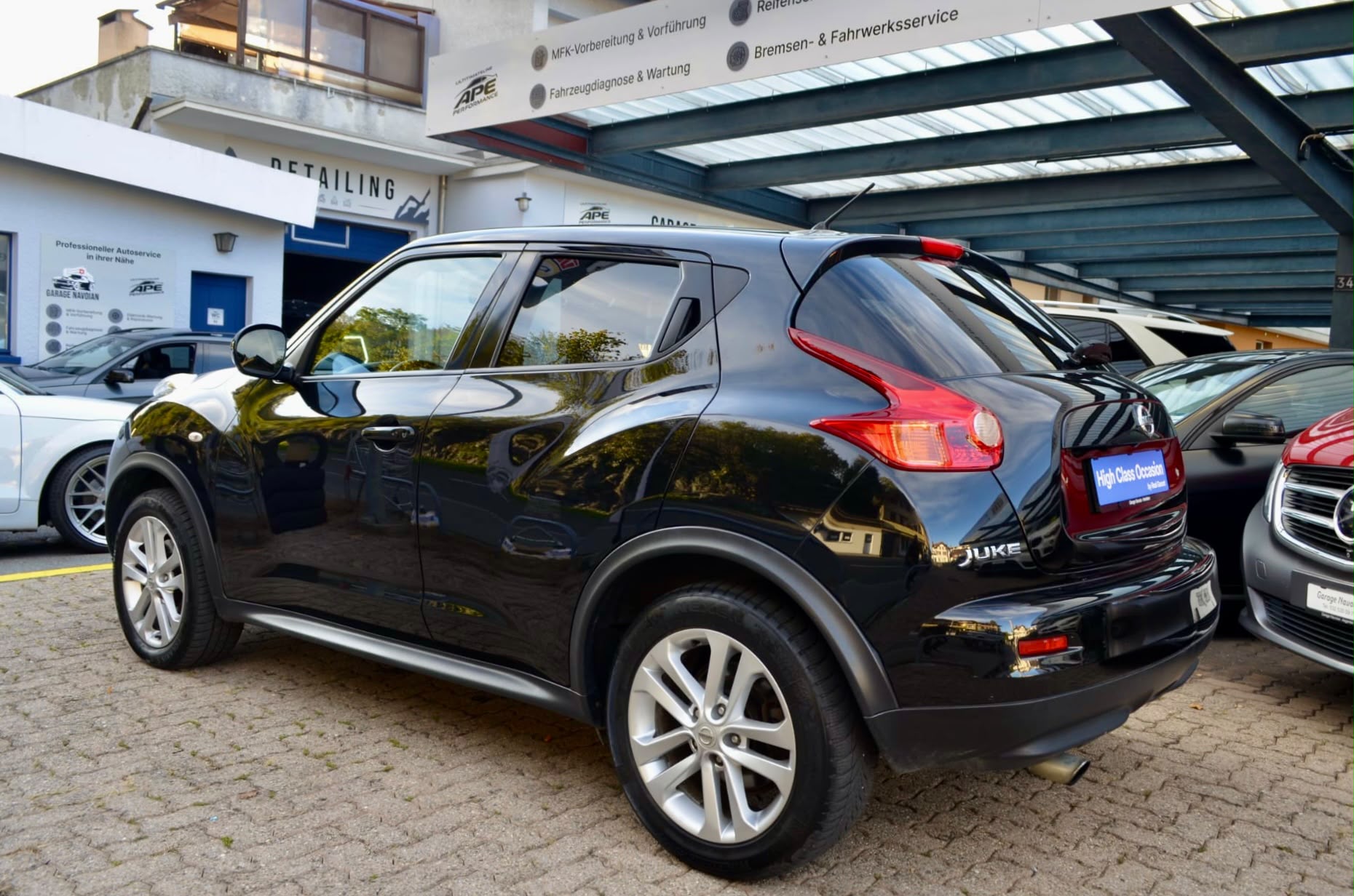 NISSAN Juke 1.6 DIG-T tekna 4x4 Xtronic M-CVT-image-2
