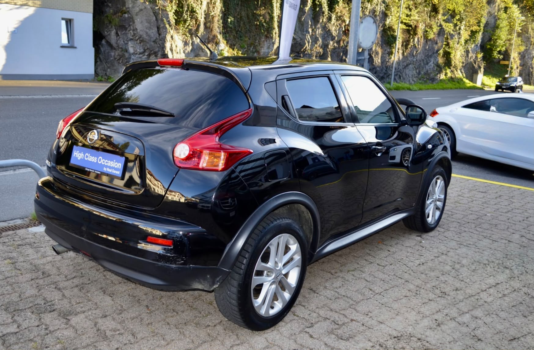 NISSAN Juke 1.6 DIG-T tekna 4x4 Xtronic M-CVT-image-3