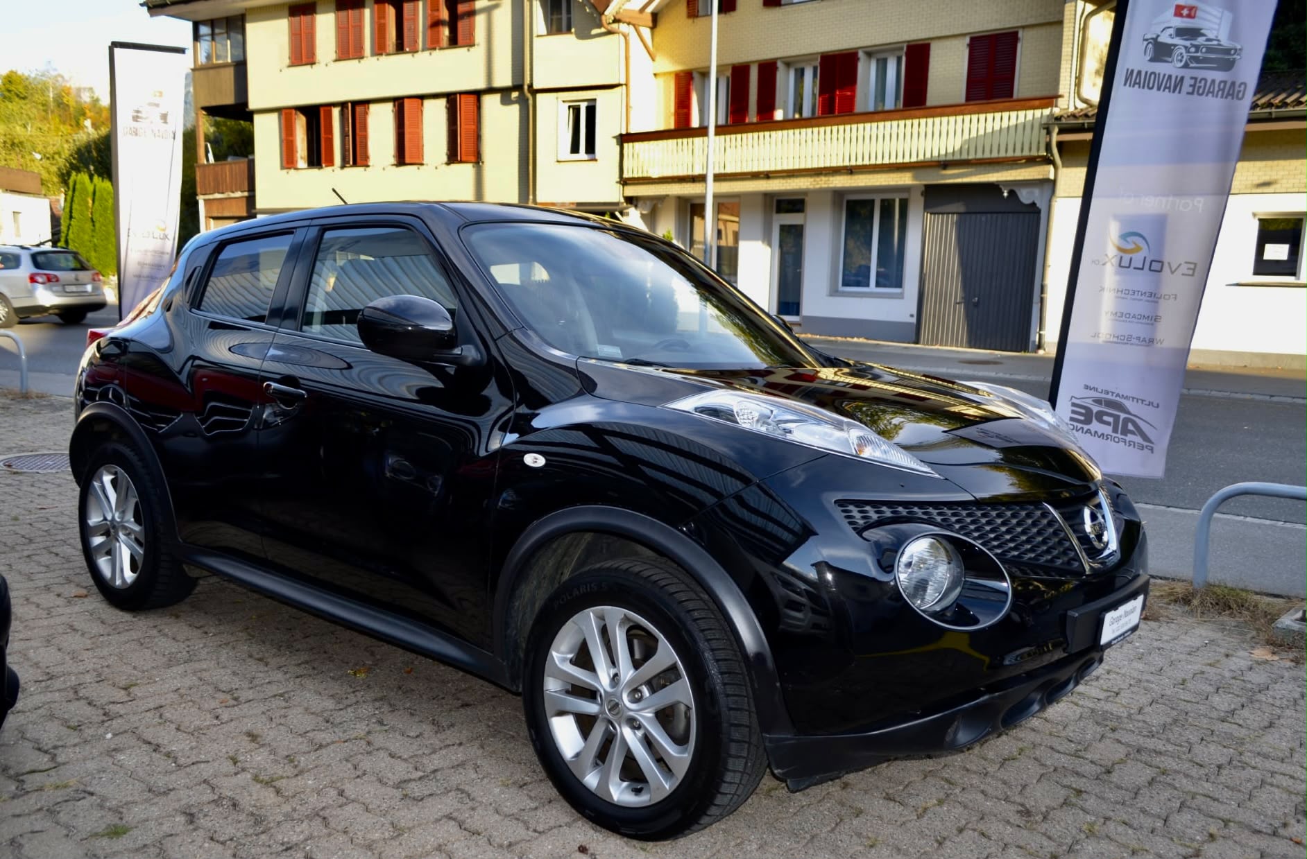 NISSAN Juke 1.6 DIG-T tekna 4x4 Xtronic M-CVT-image-1
