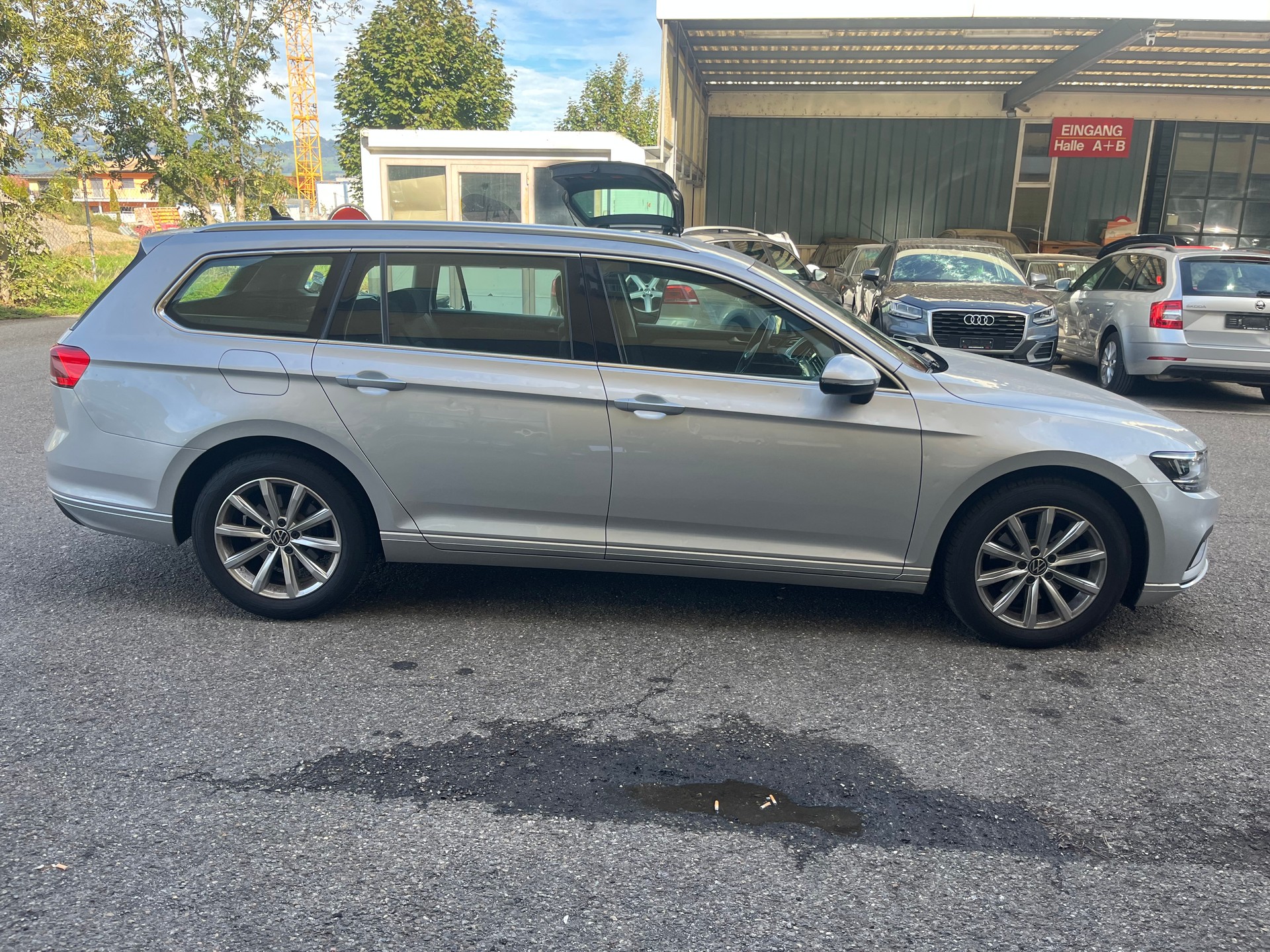 VW PASSAT-image-3