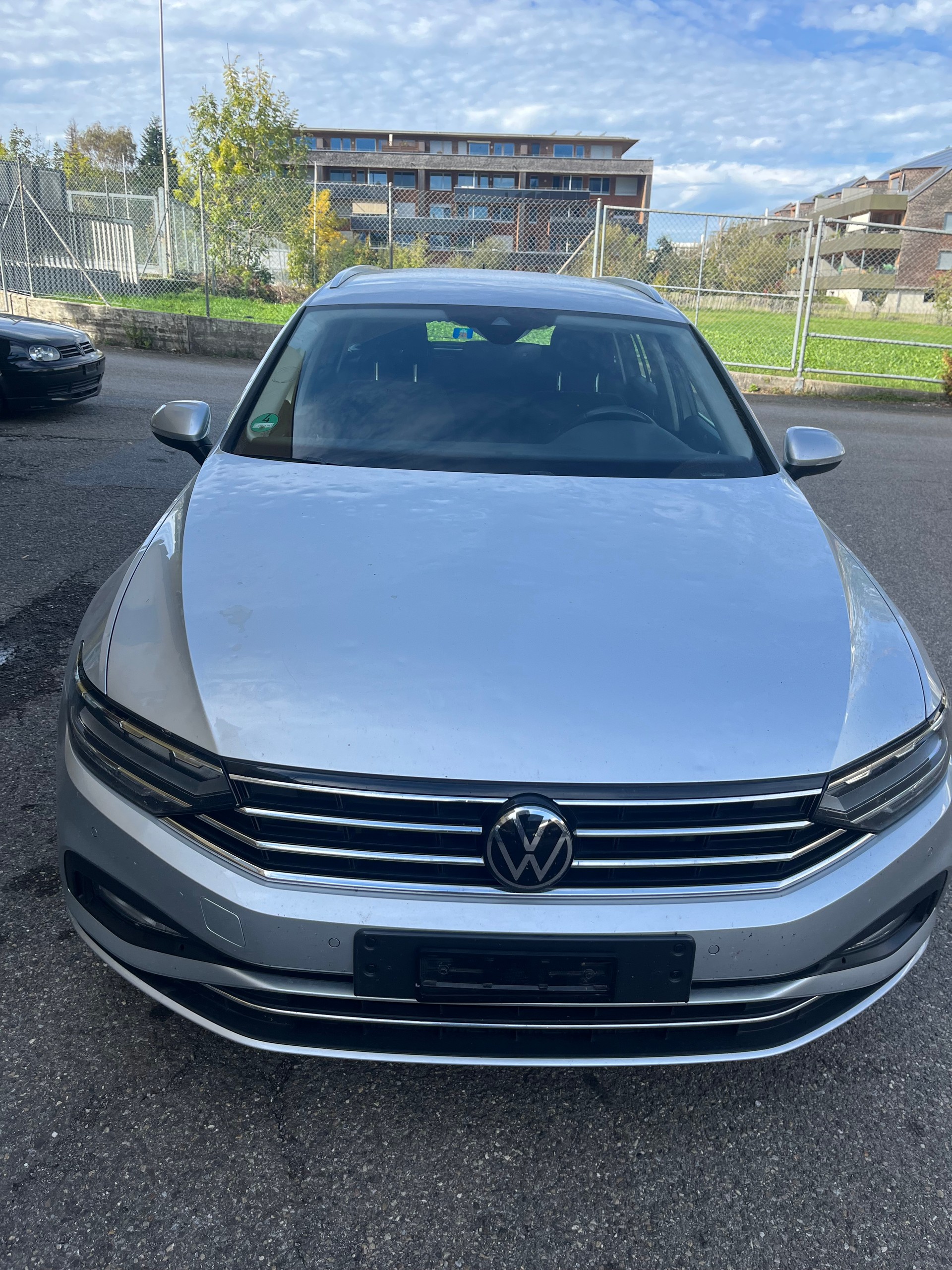 VW PASSAT-image-2