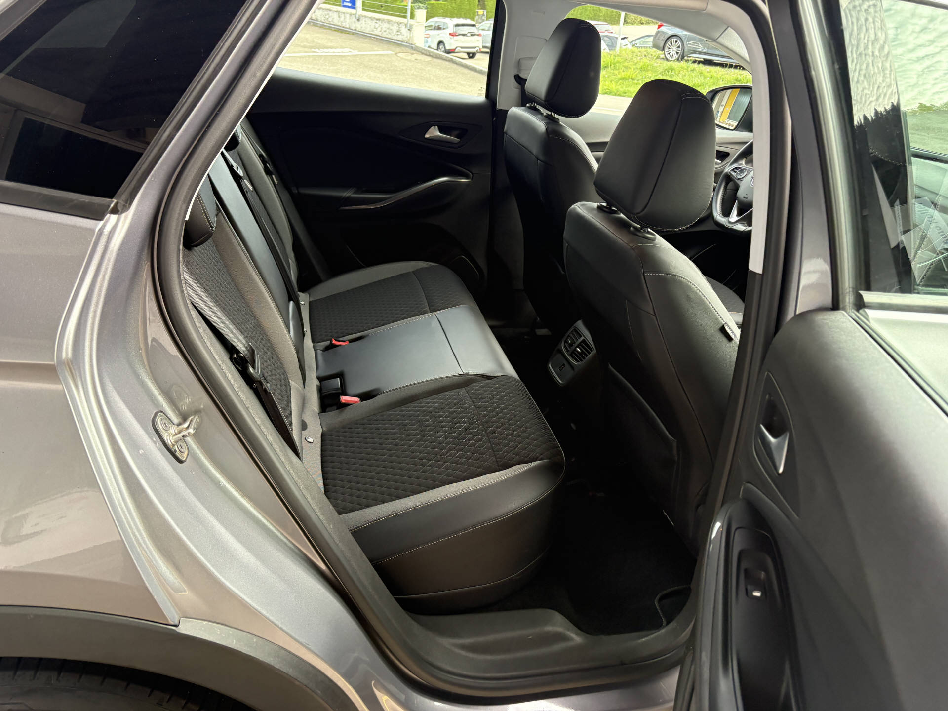 OPEL Grandland X 1.6 T PHEV Excellence-image-5