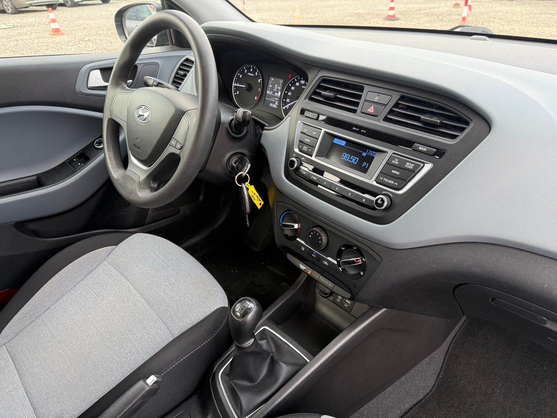 HYUNDAI i20 1.2 Origo-image-11