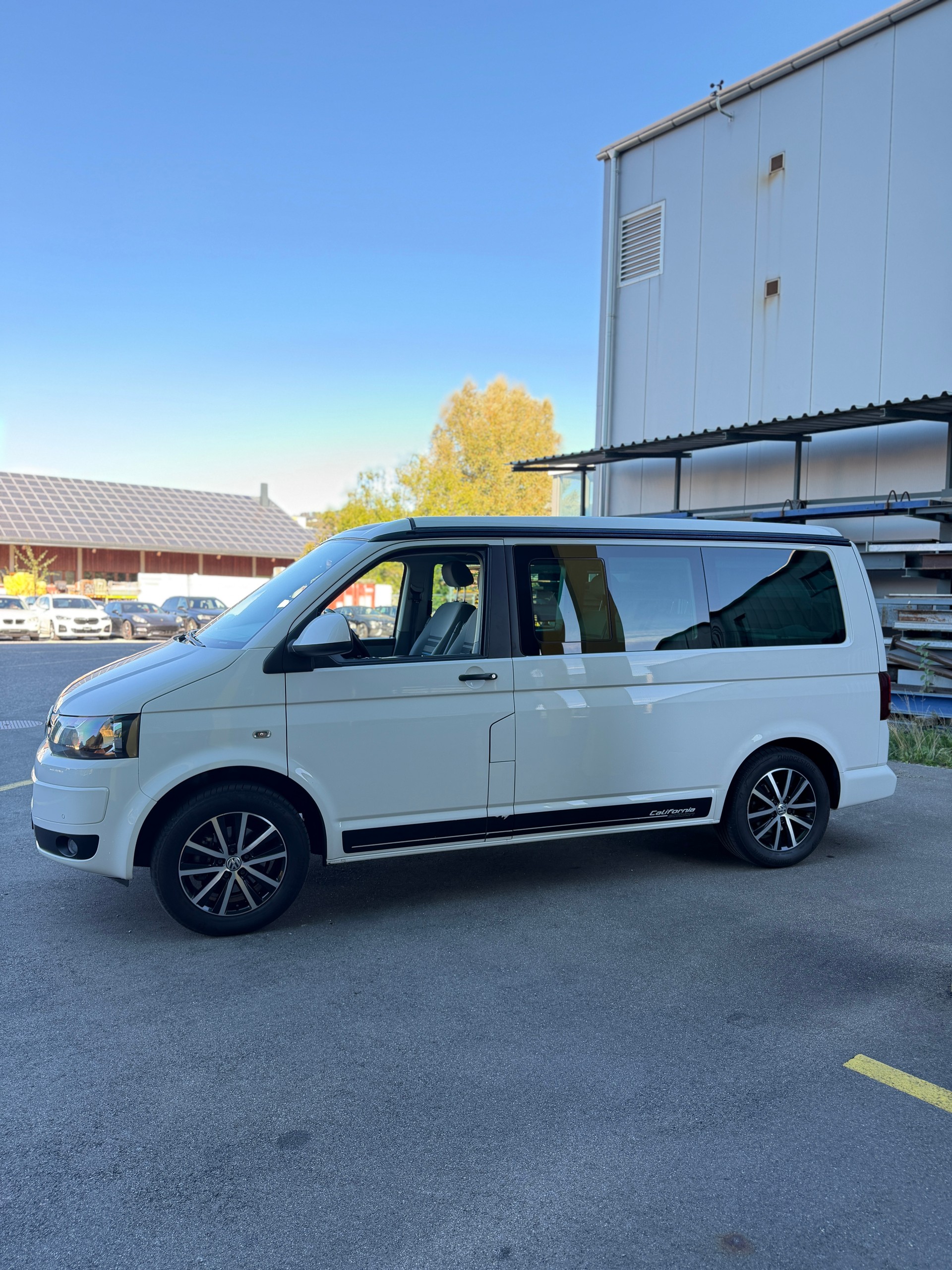 VW T5 California 2.0 TDI Beach Edition-image-3