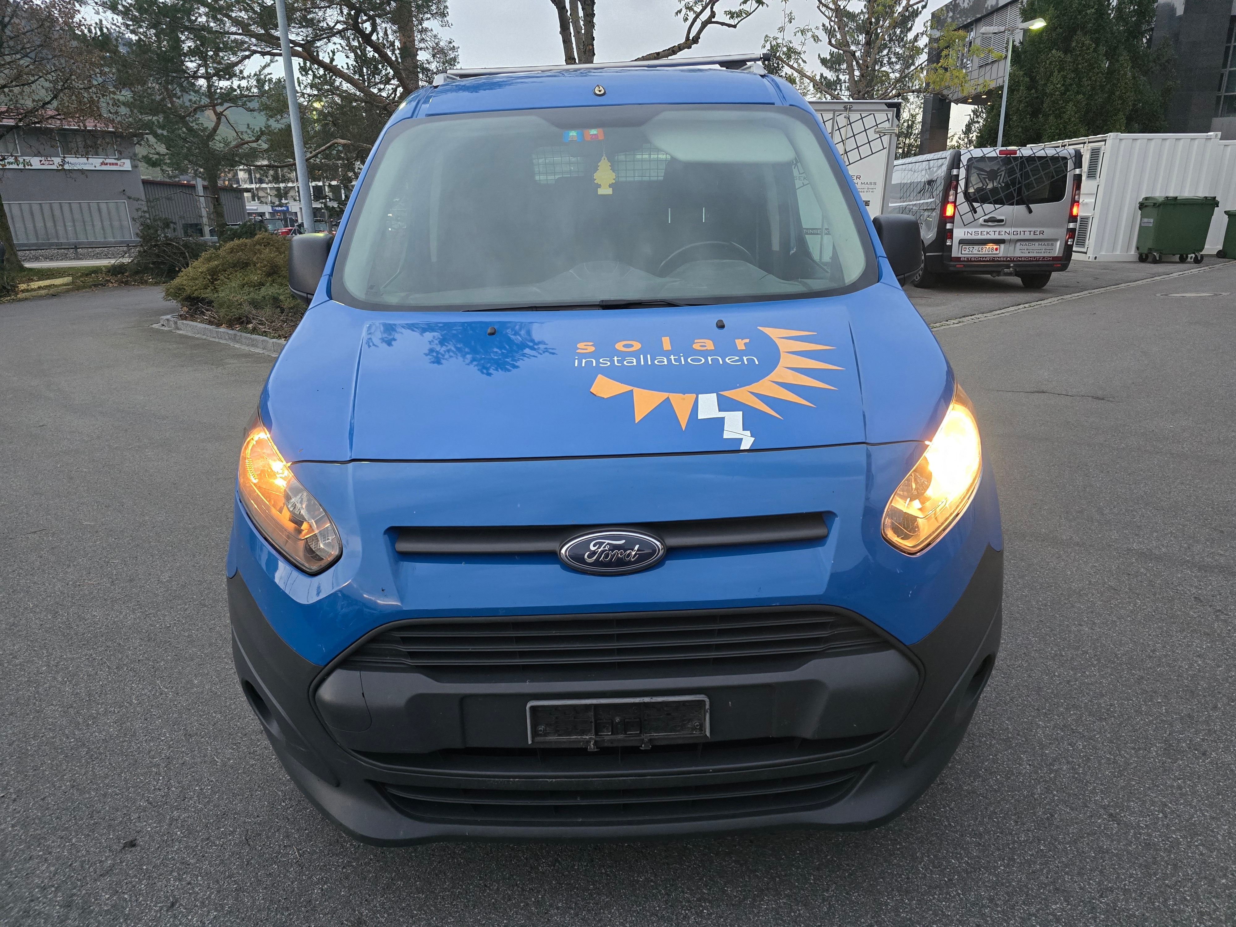 Car photo