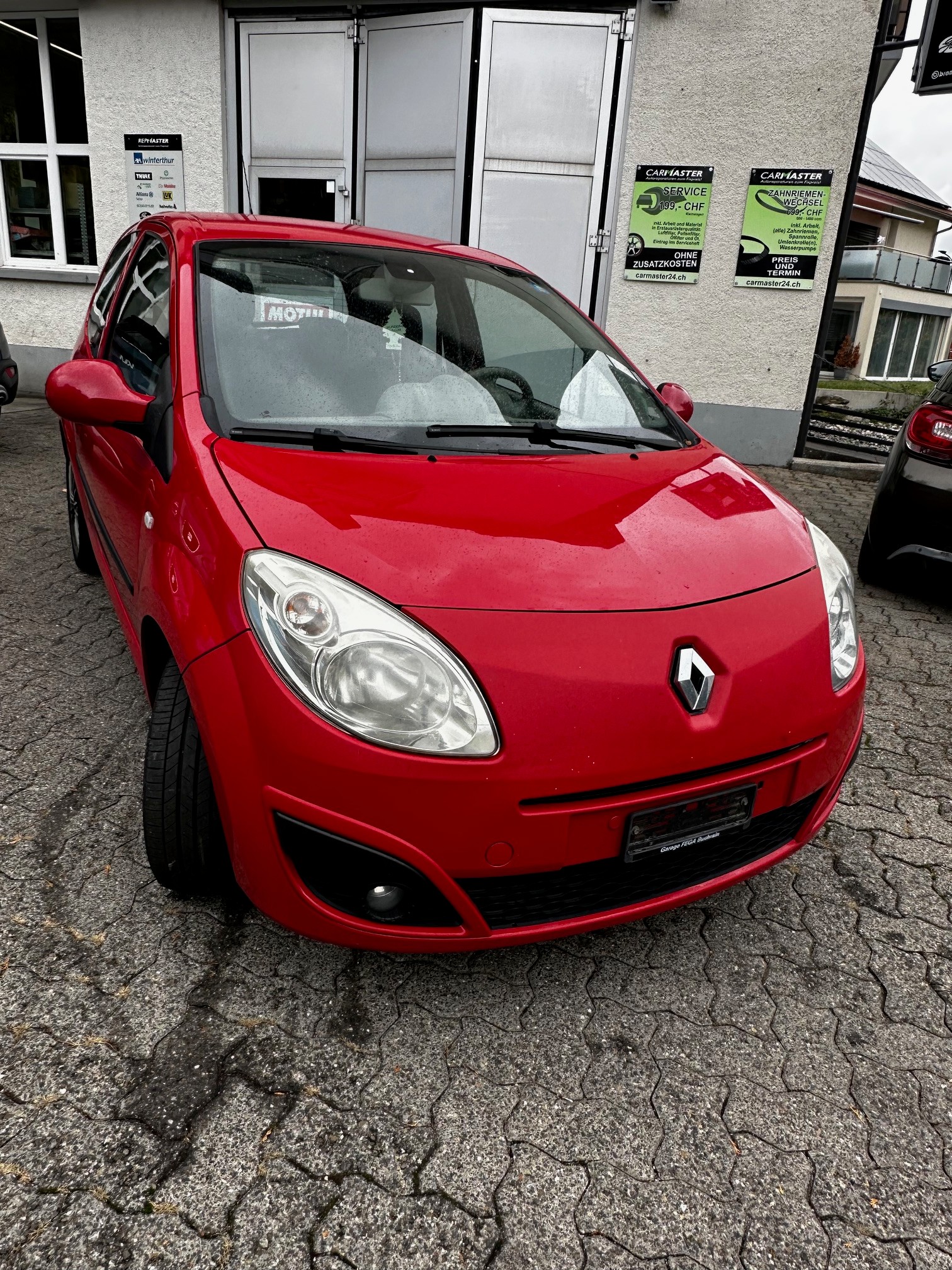Car photo