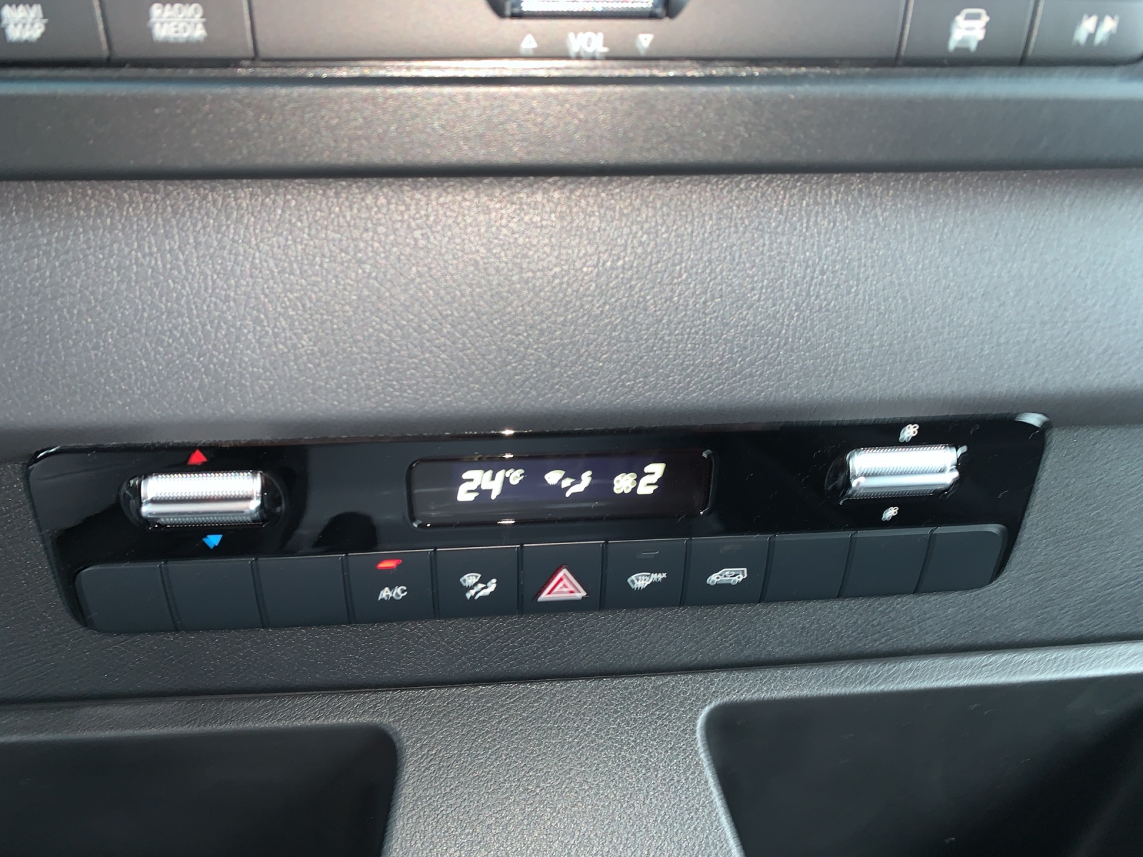 MERCEDES-BENZ Sprinter 317 CDI Lang 9G-TRONIC-image-8
