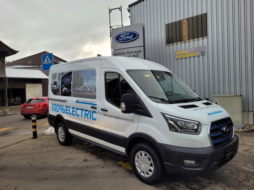 FORD E-Transit Van 350 L2H2 67kWh Trend-image-0