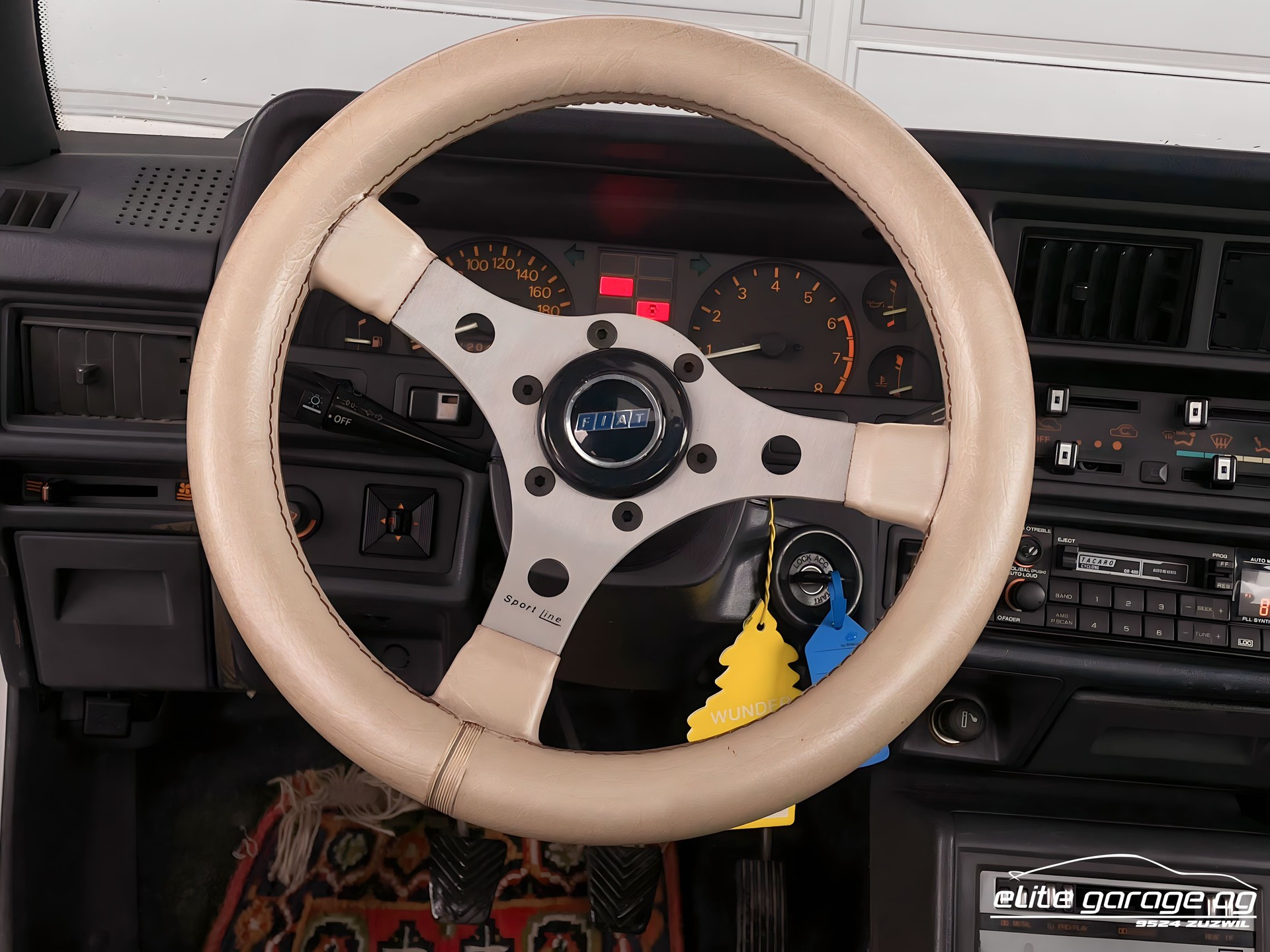 MITSUBISHI Cordia 1800 Turbo-image-9