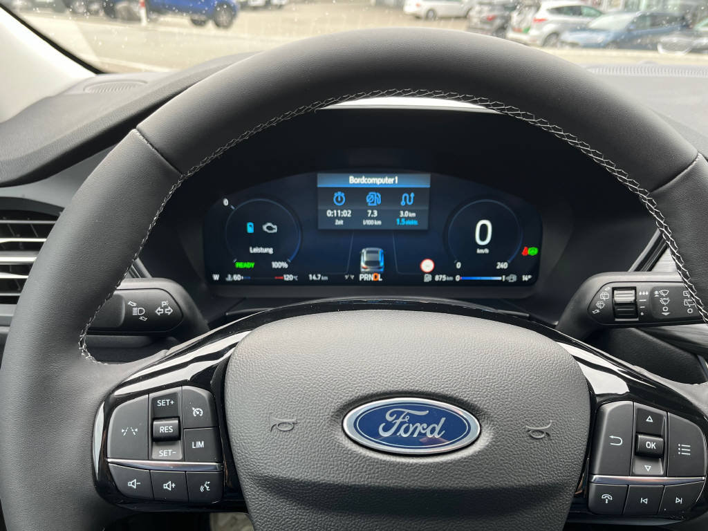 FORD Kuga 2.5 Hybrid Active 4x4-image-6
