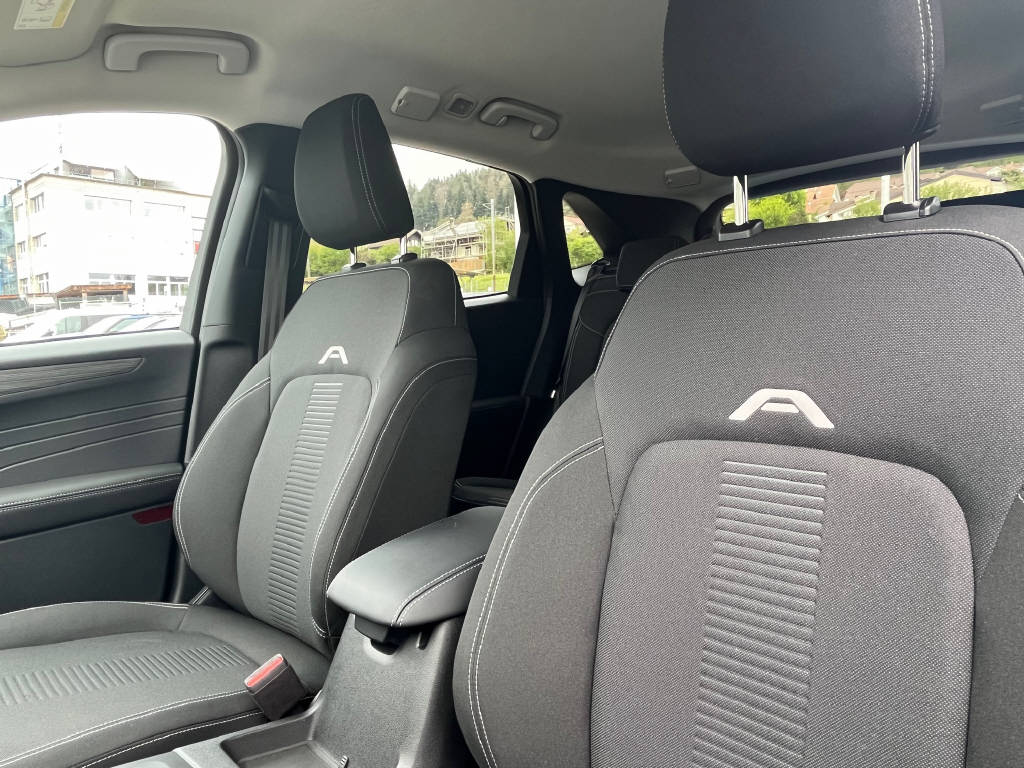 FORD Kuga 2.5 Hybrid Active 4x4-image-4
