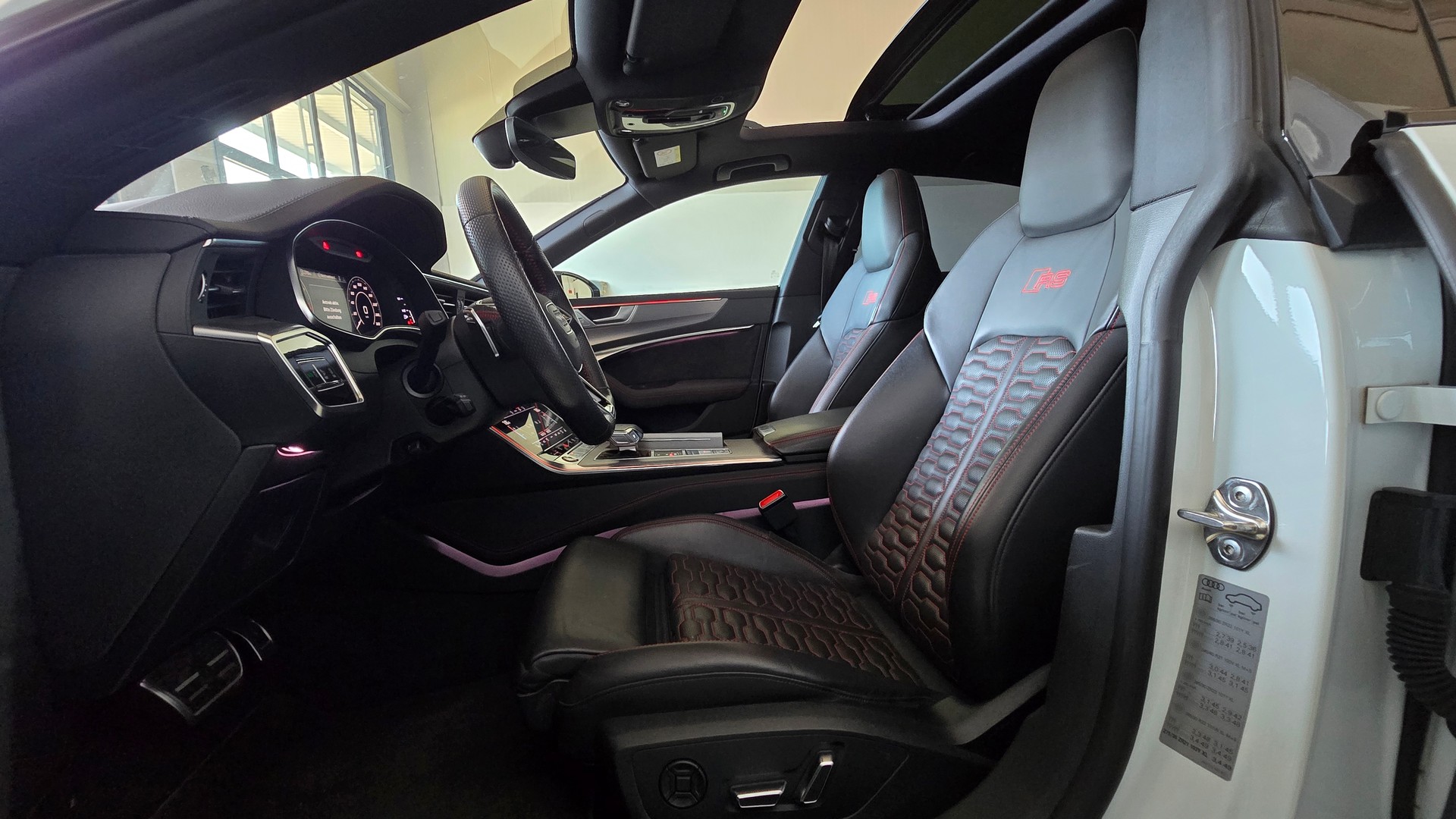 AUDI RS7 Sportback MHEV-image-11