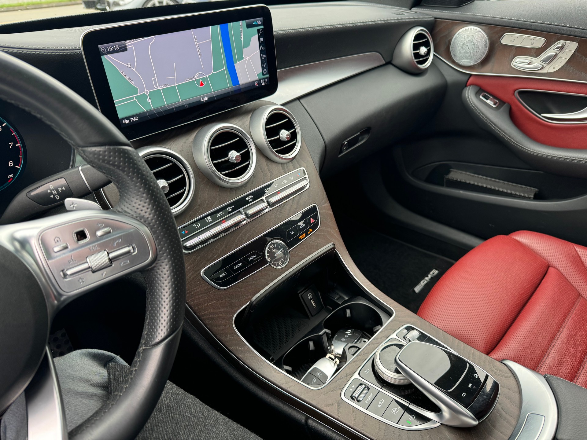MERCEDES-BENZ C 400 AMG Line 4Matic 9G-Tronic-image-14